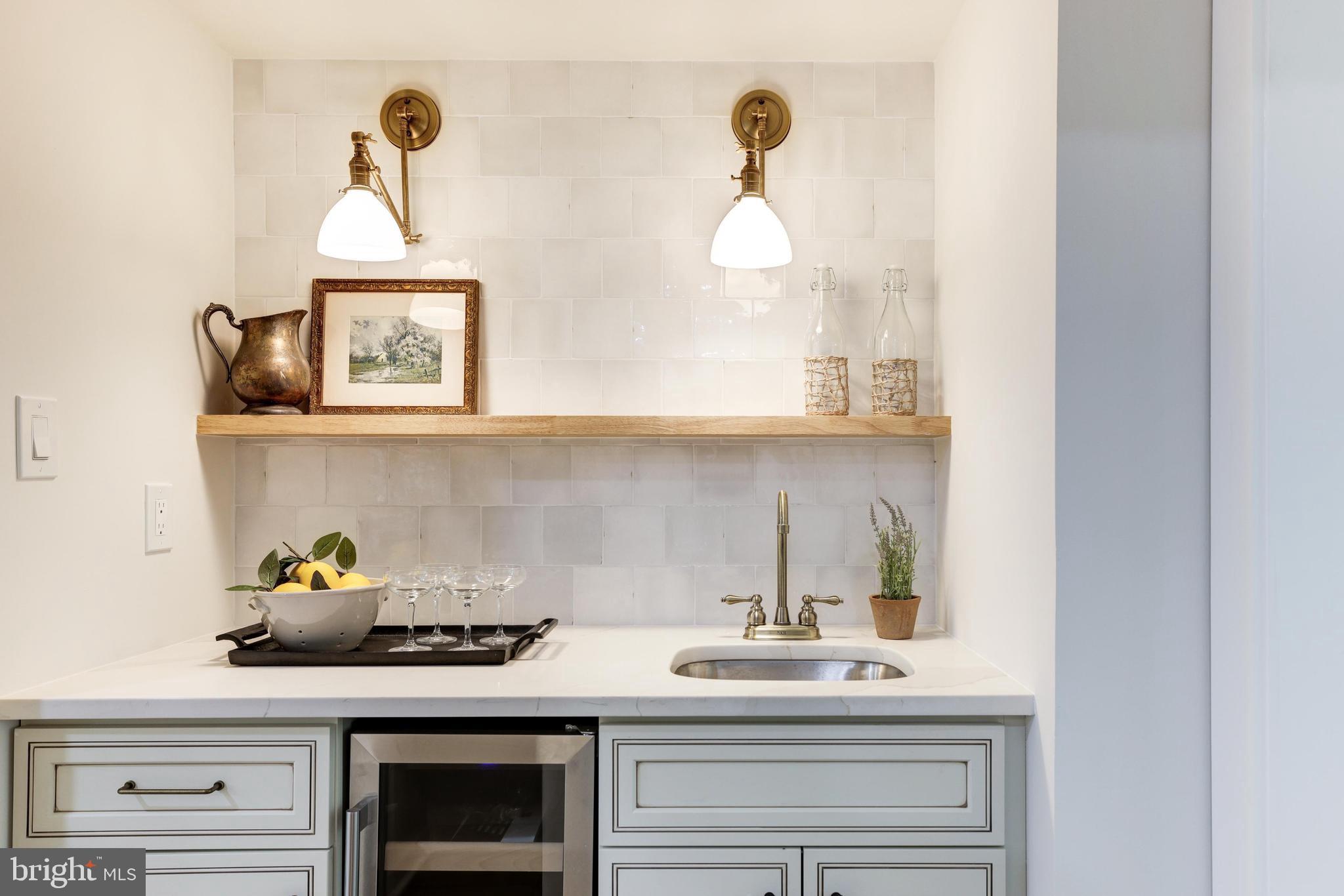 OLD DRANESVILLE HUNT CLUB - Residential