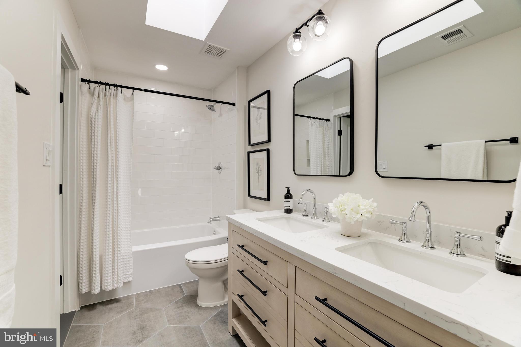 OLD DRANESVILLE HUNT CLUB - Residential