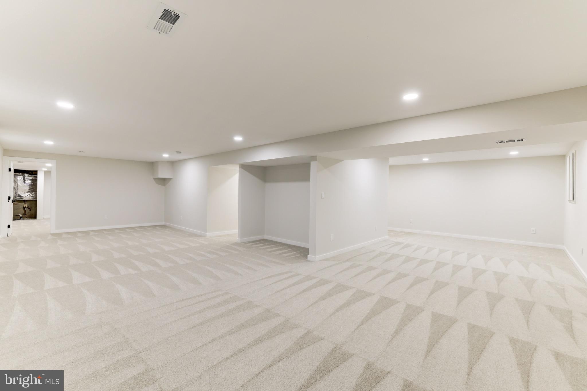 OLD DRANESVILLE HUNT CLUB - Residential