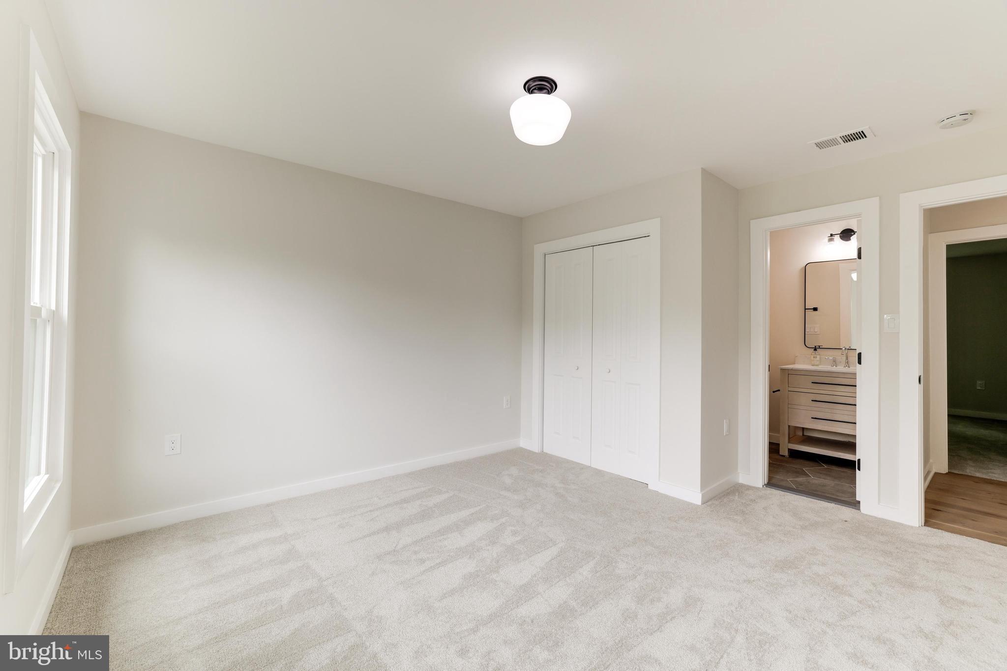 OLD DRANESVILLE HUNT CLUB - Residential