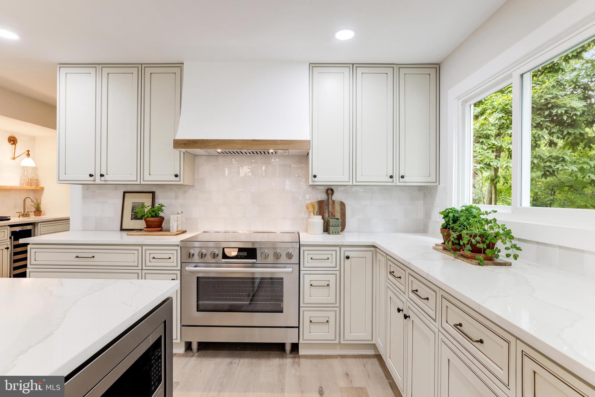 OLD DRANESVILLE HUNT CLUB - Residential