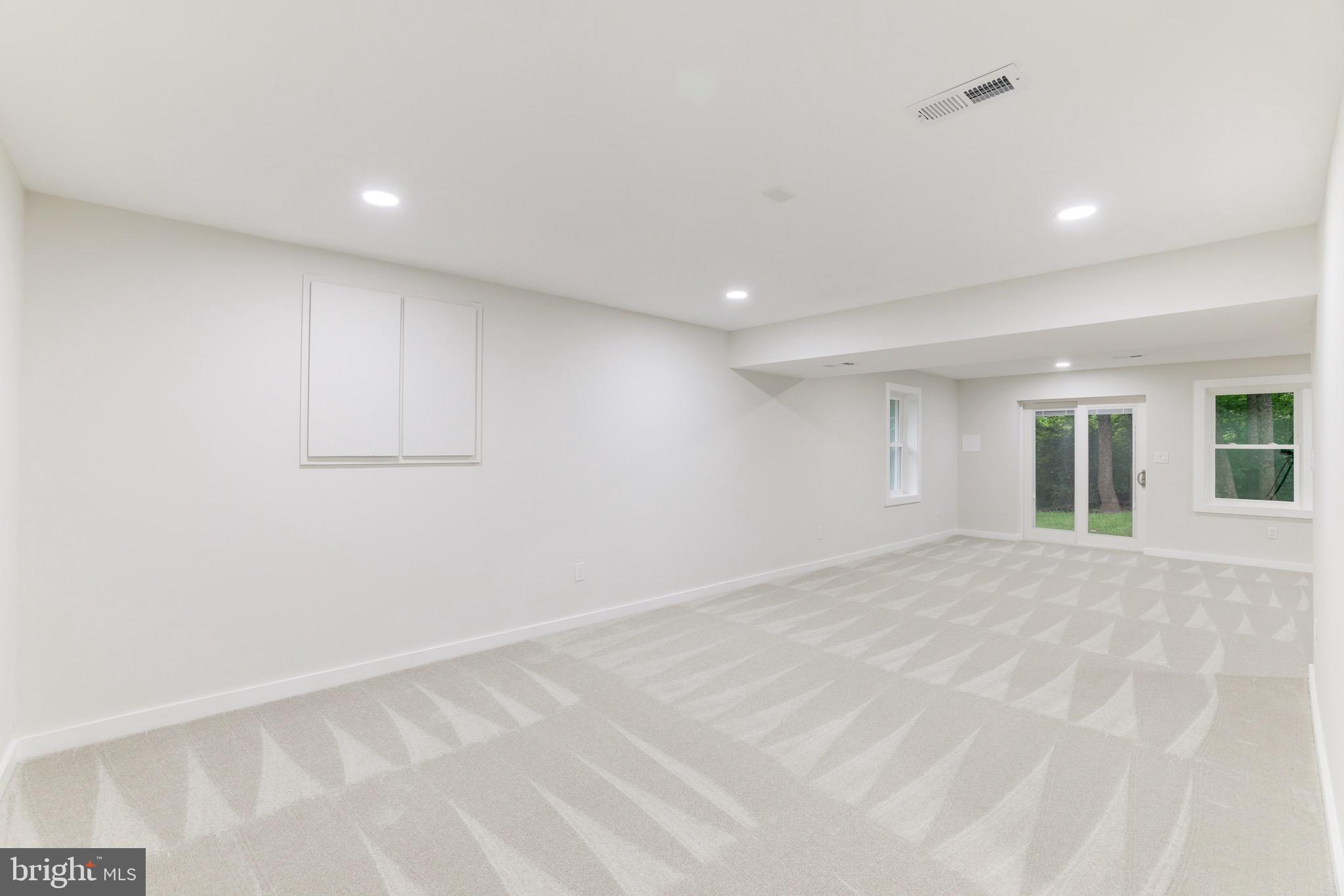 OLD DRANESVILLE HUNT CLUB - Residential