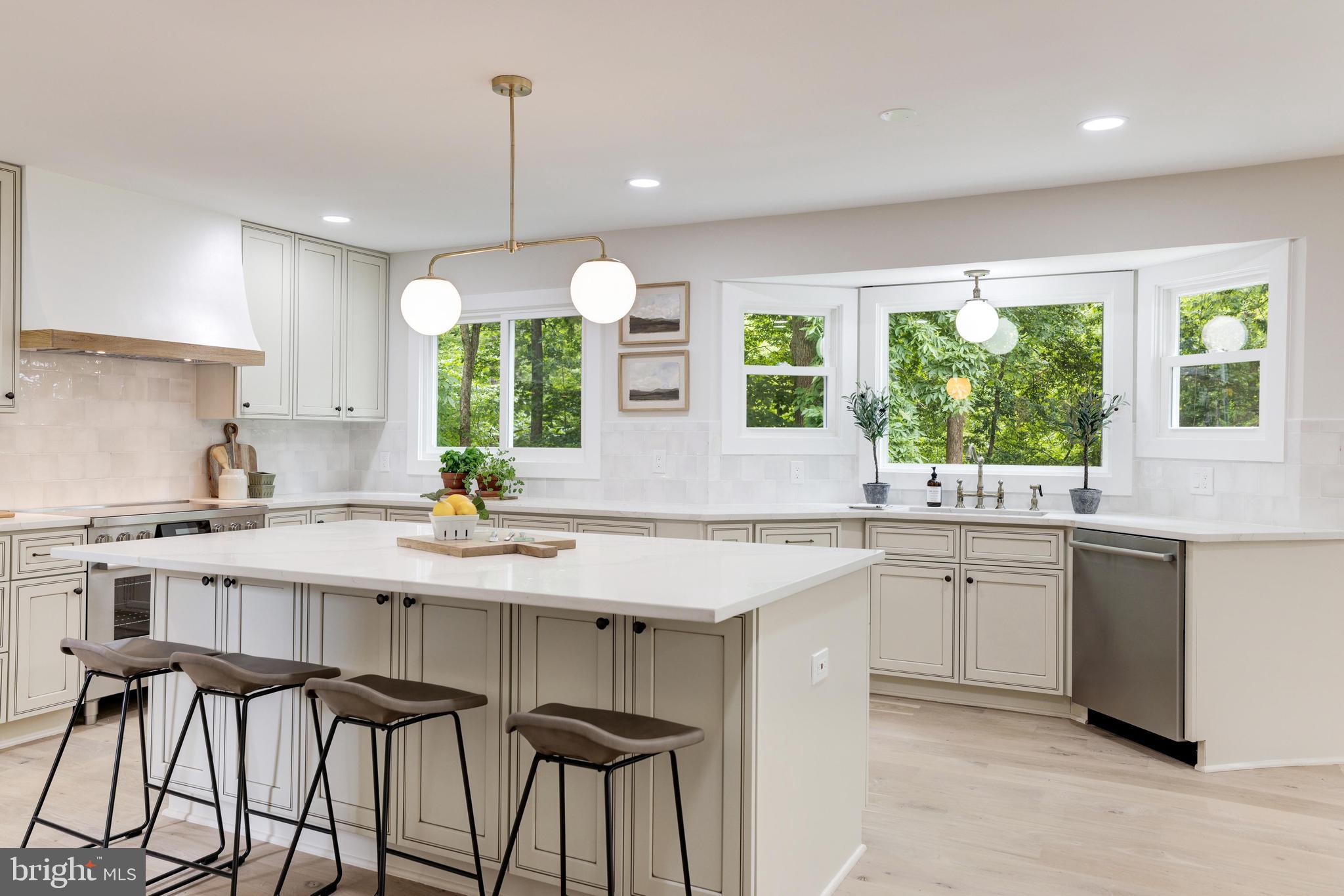 OLD DRANESVILLE HUNT CLUB - Residential