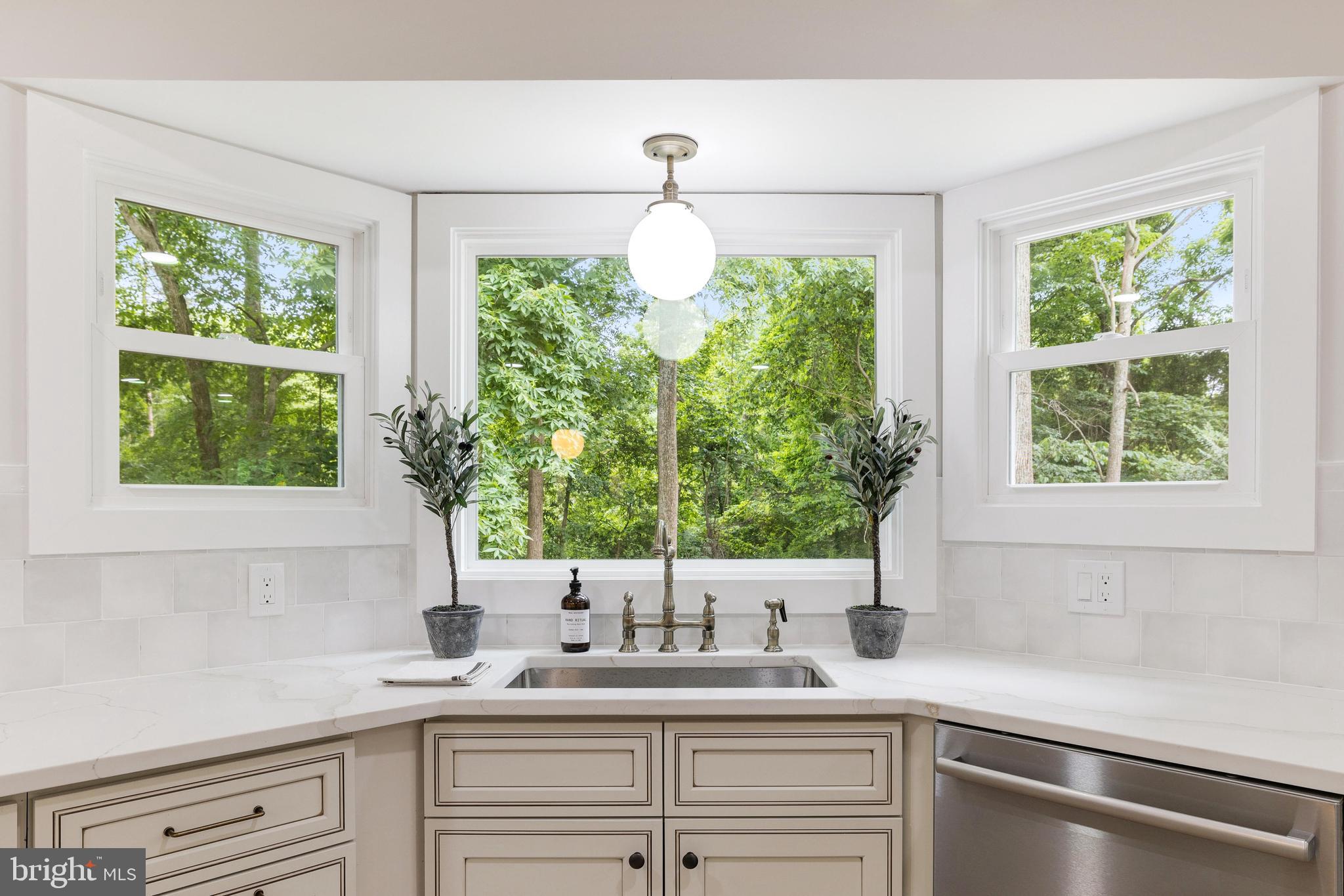 OLD DRANESVILLE HUNT CLUB - Residential