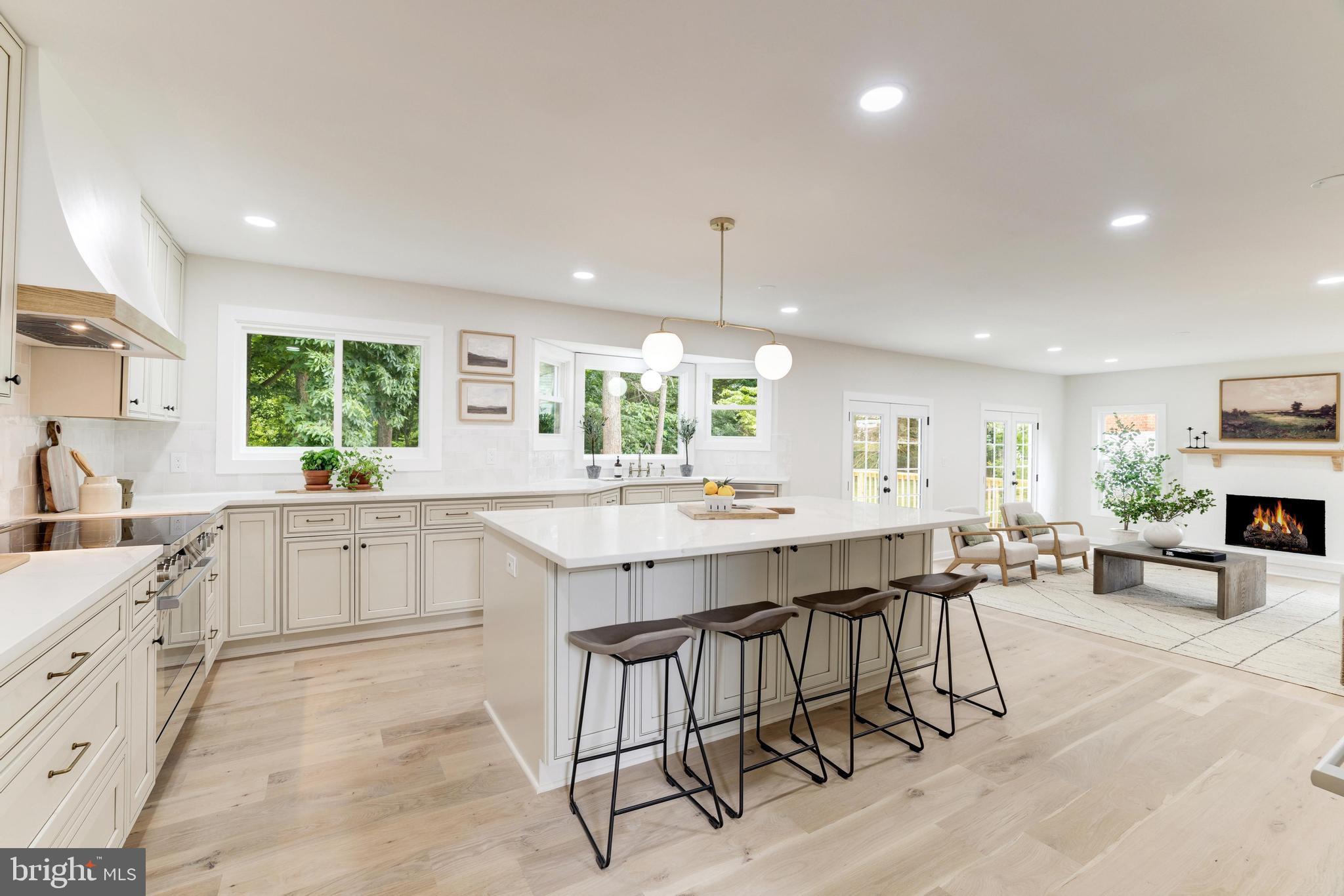 OLD DRANESVILLE HUNT CLUB - Residential