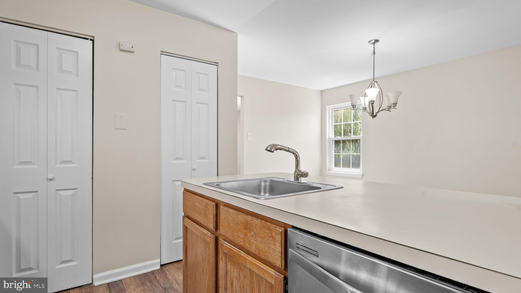 OXFORD CROSSING - Residential