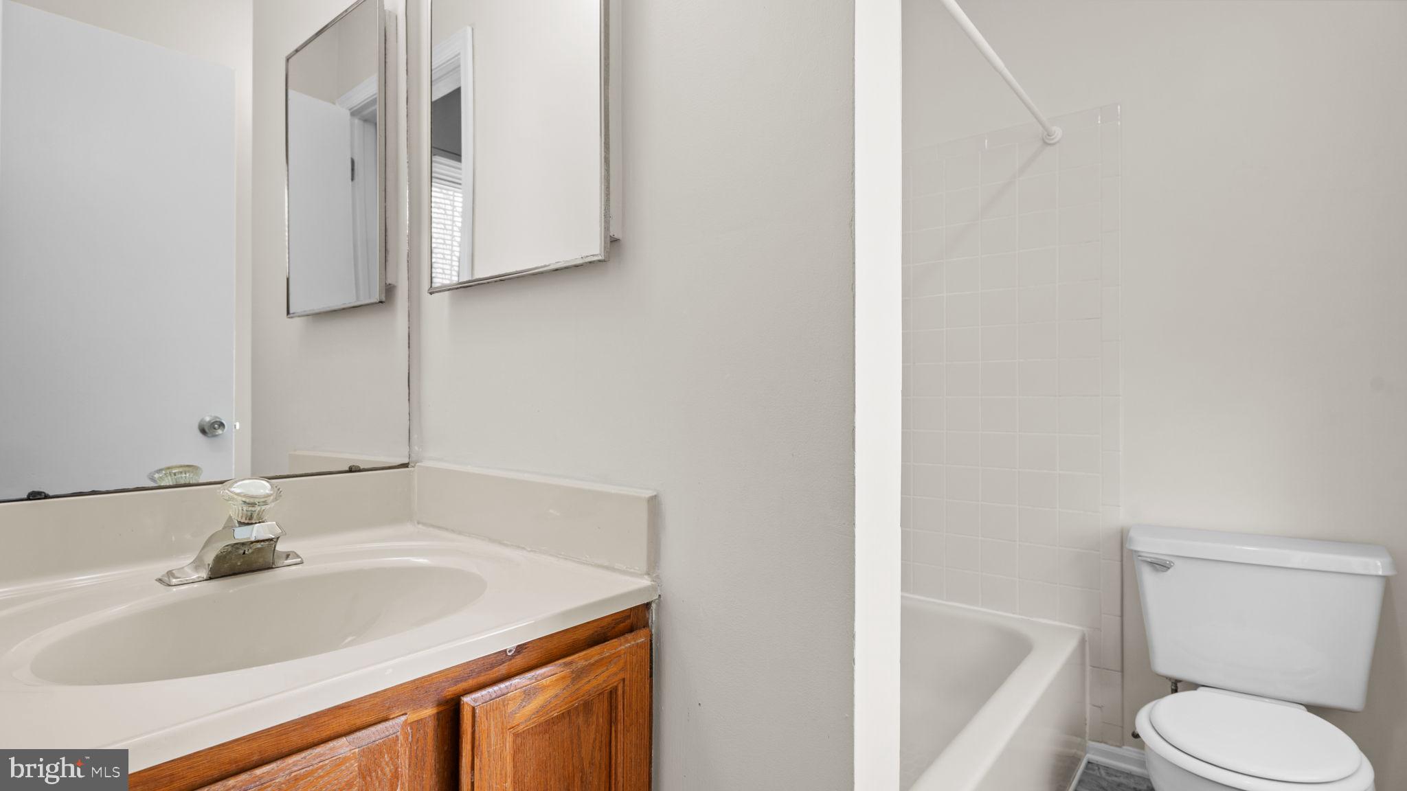 OXFORD CROSSING - Residential