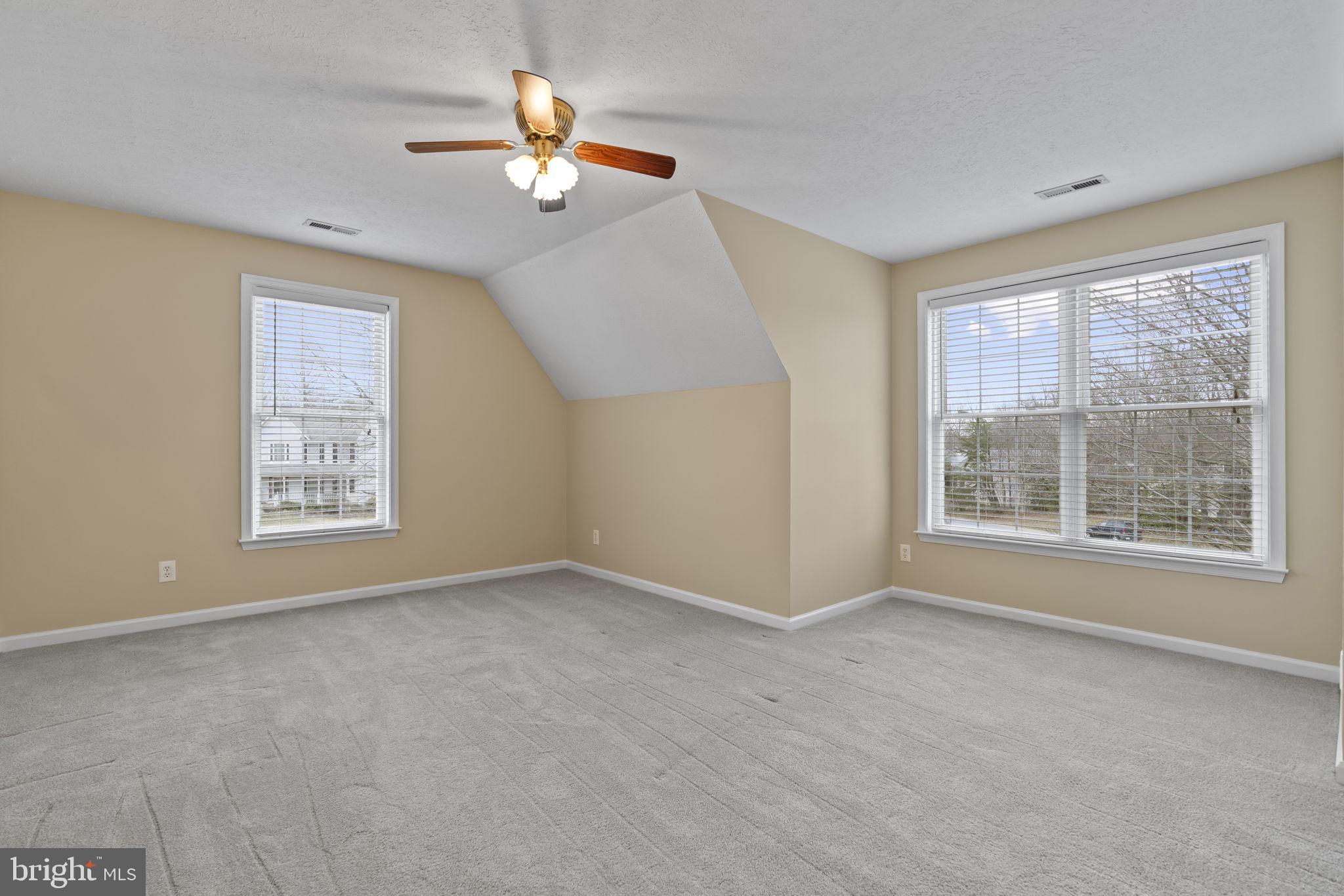 KINGSWOOD - Residential