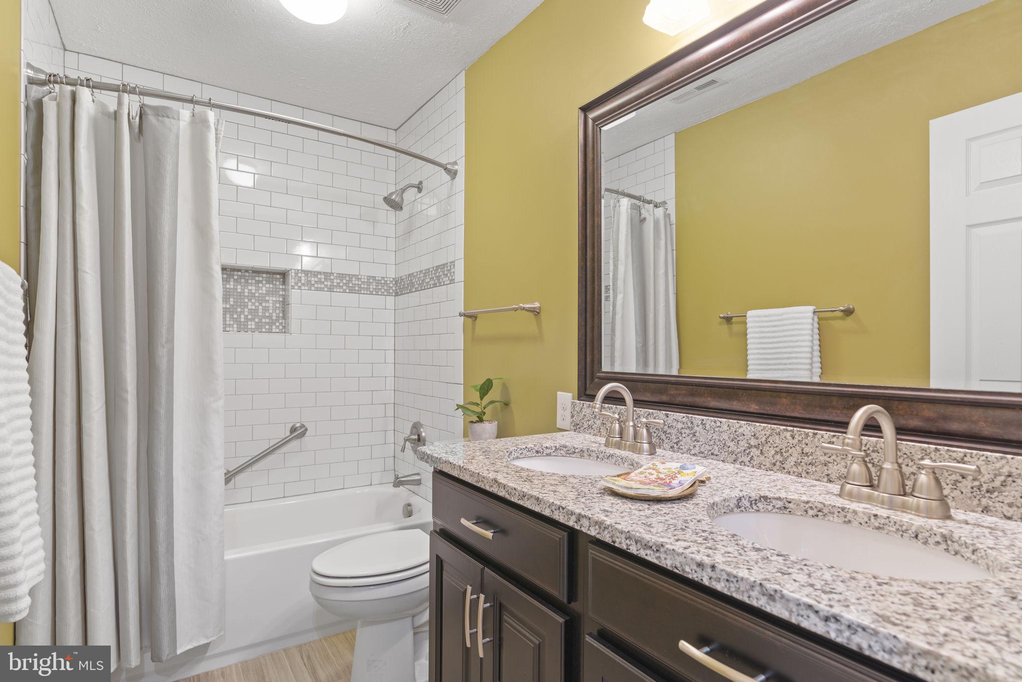 KINGSWOOD - Residential