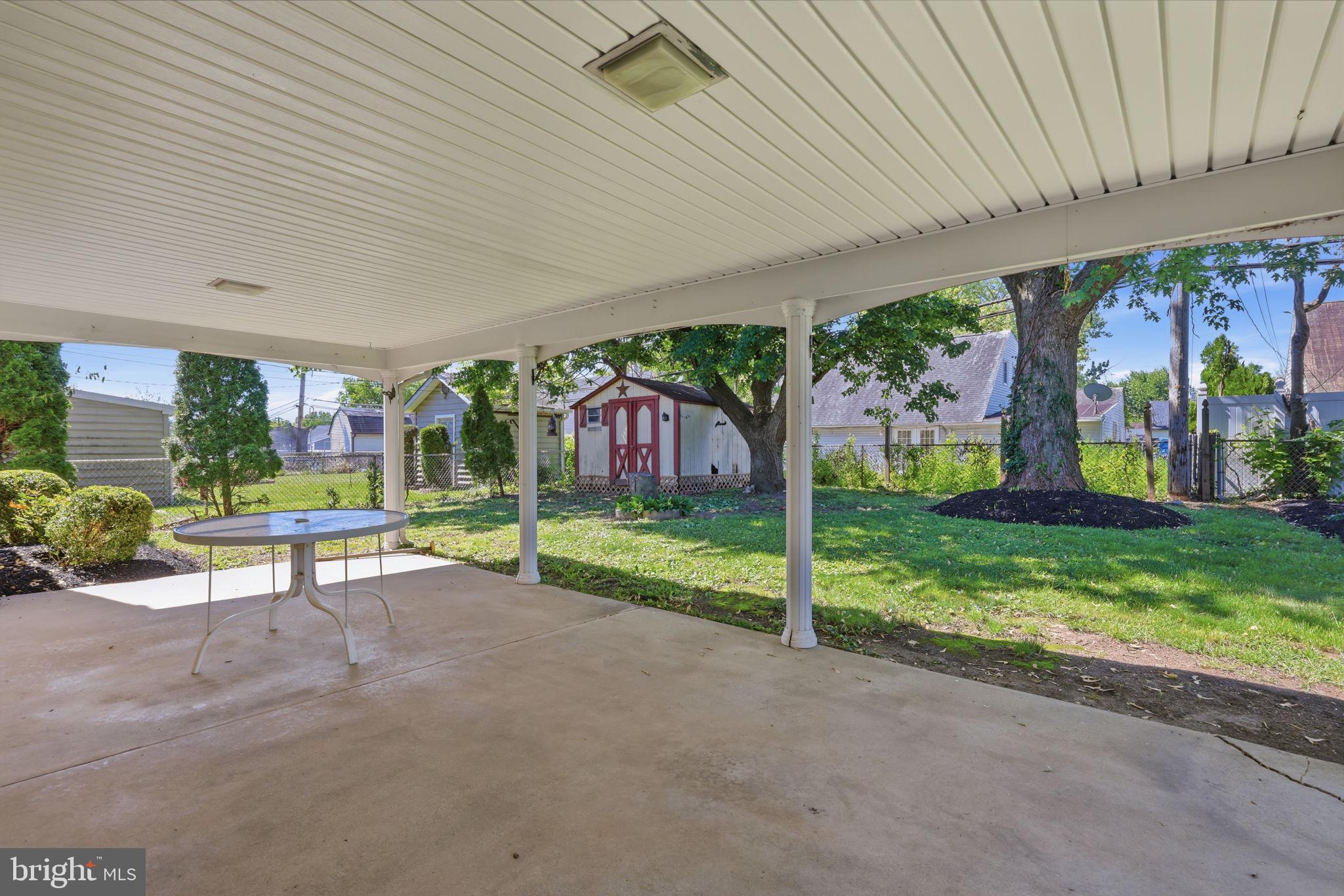 RED CEDAR HILL - Residential