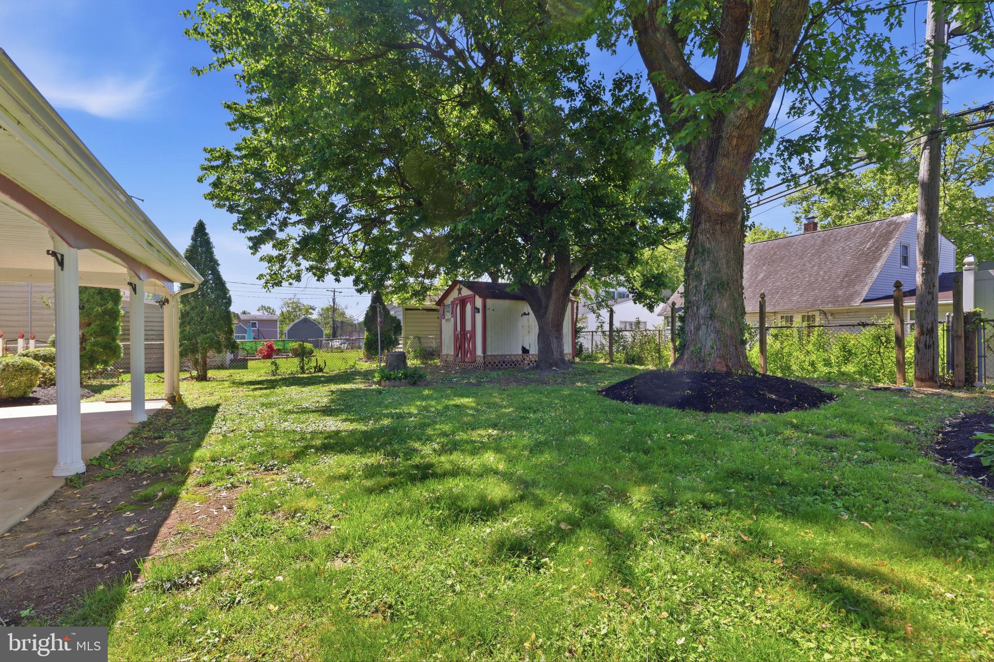 RED CEDAR HILL - Residential