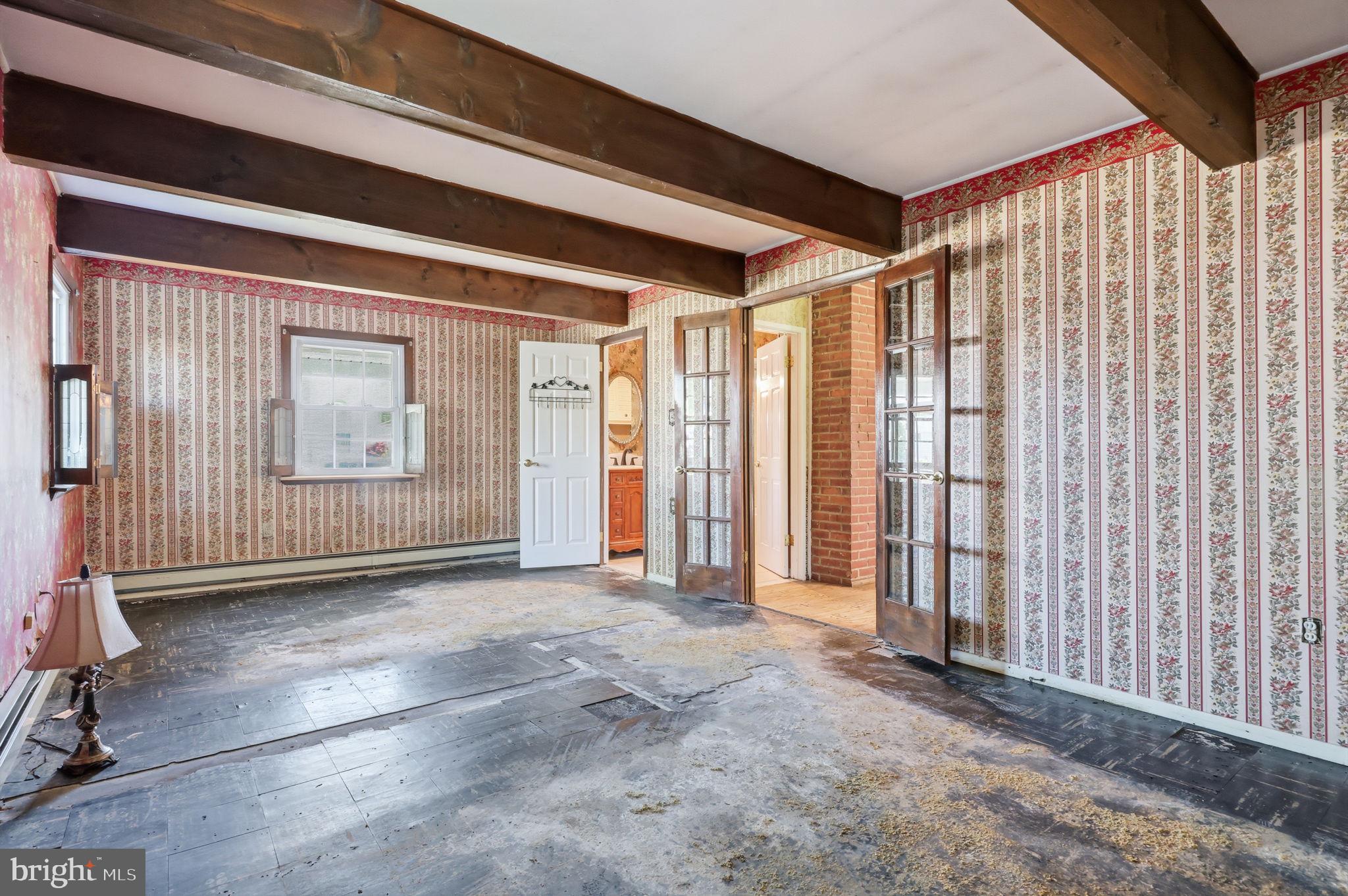RED CEDAR HILL - Residential