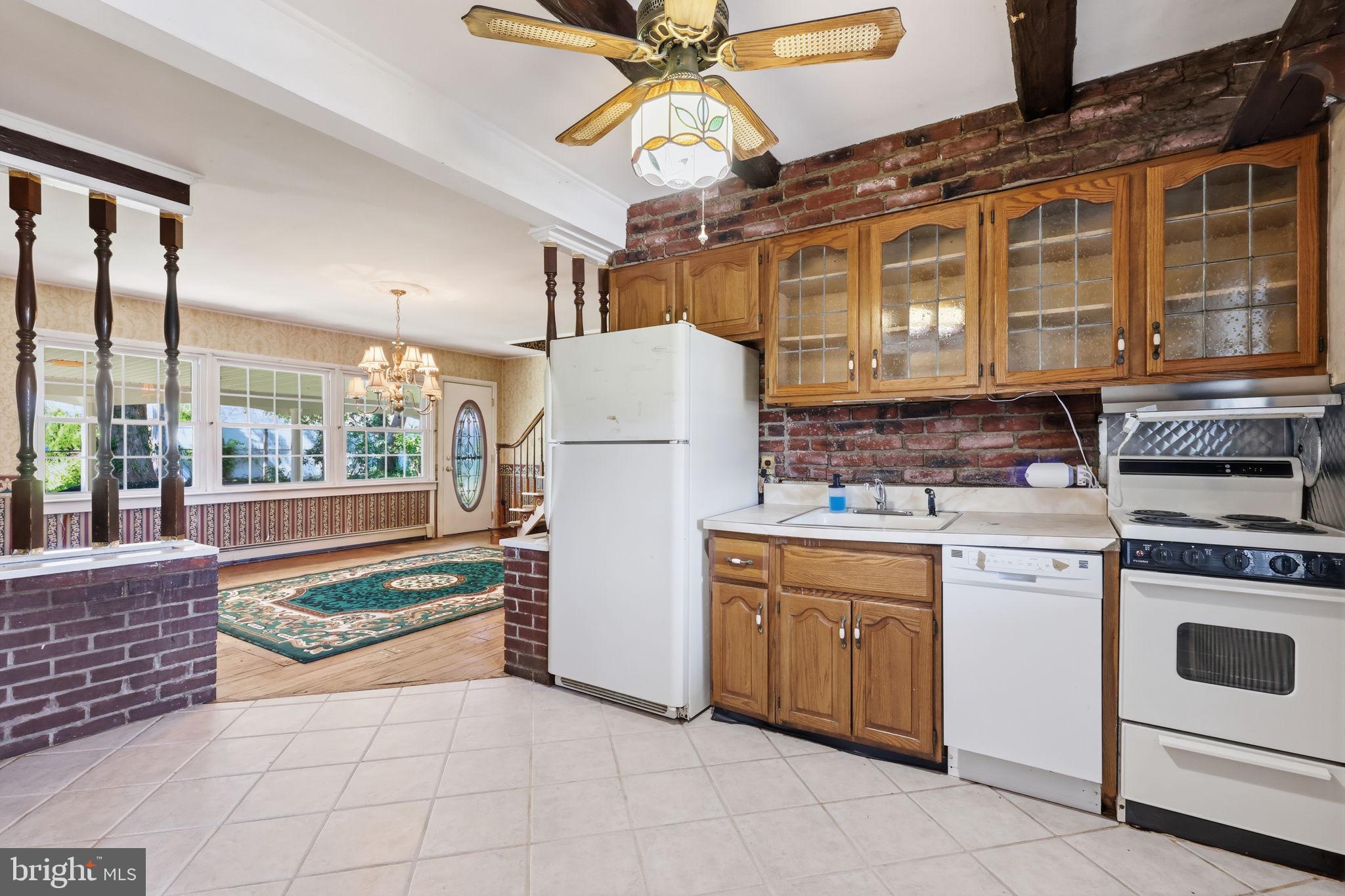 RED CEDAR HILL - Residential