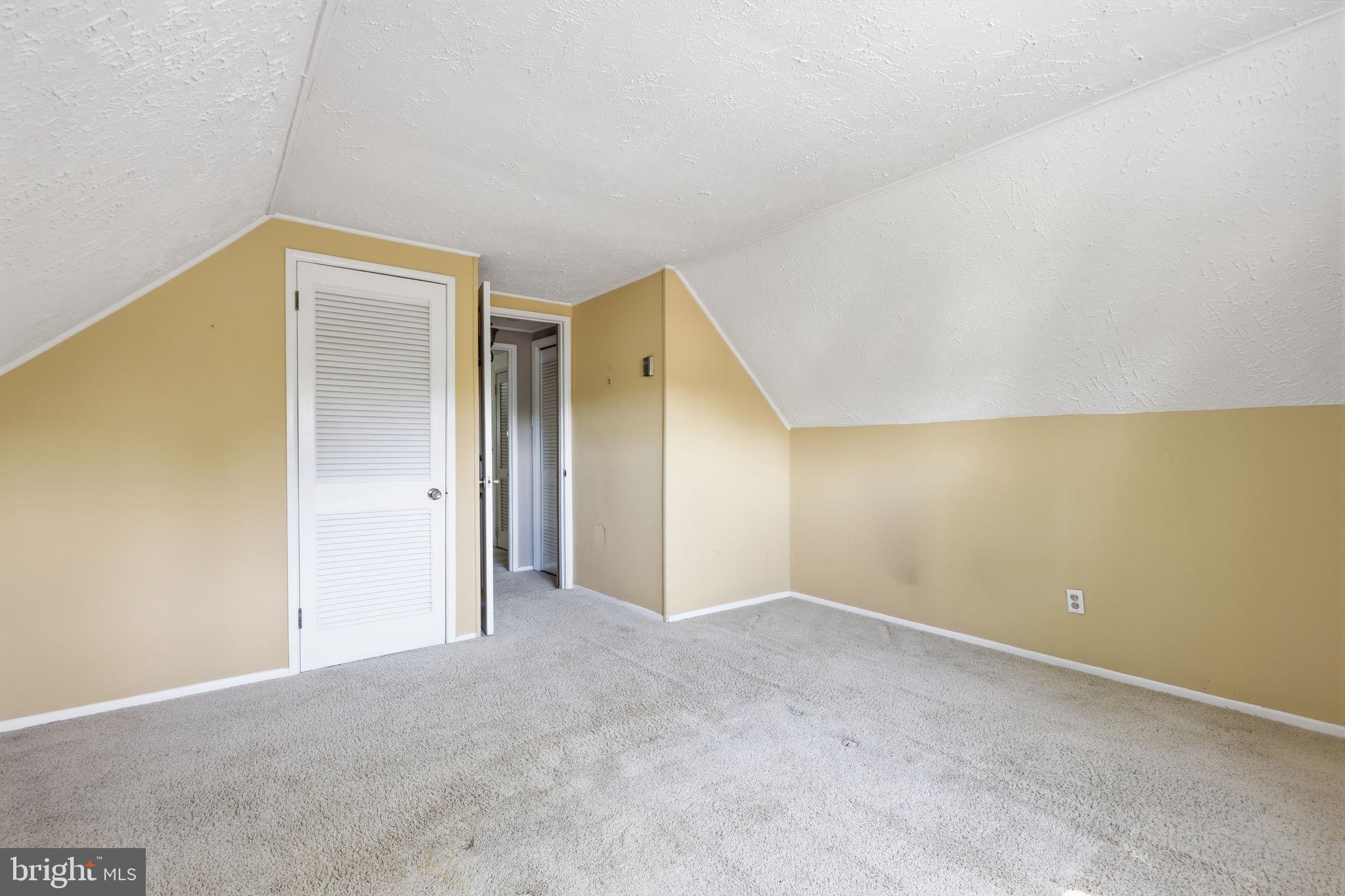 RED CEDAR HILL - Residential