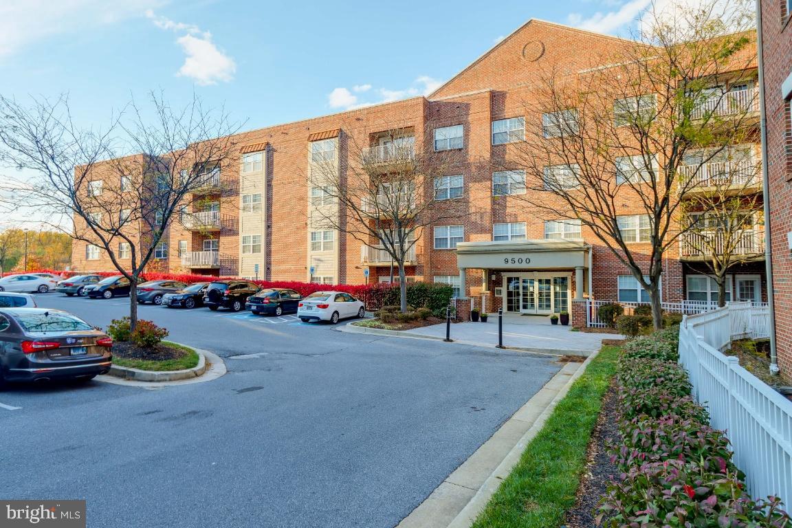 CONDOS AT THE RIDGE - Residential