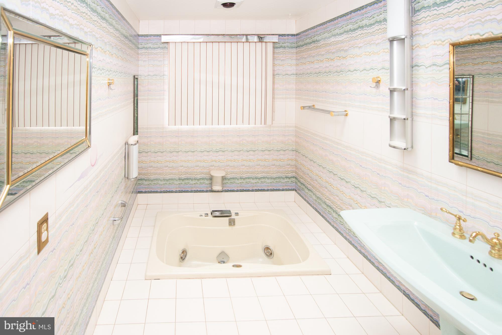 NON AVAILABLE - Residential