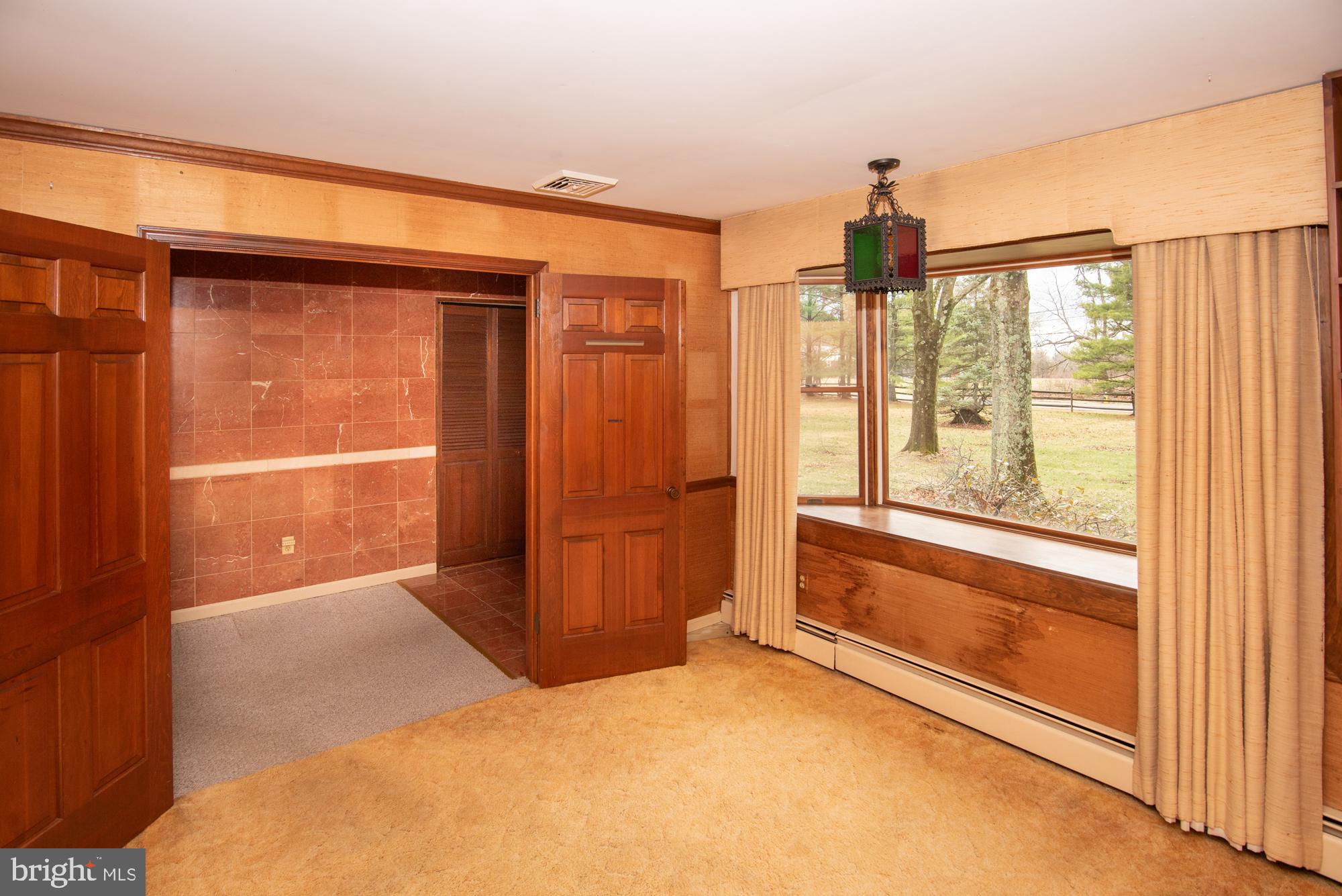 NON AVAILABLE - Residential