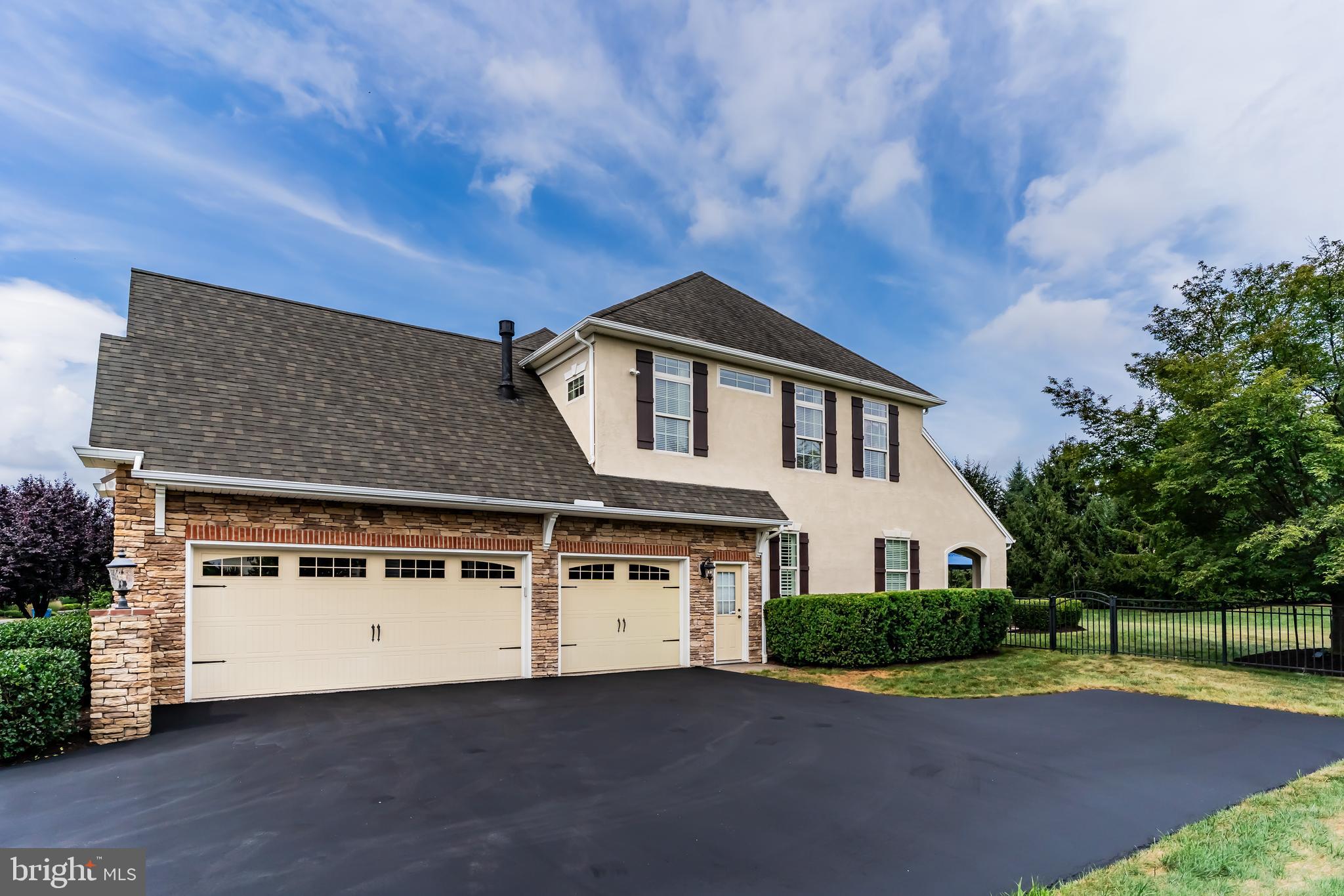 BRAEBURN ESTATES - Residential