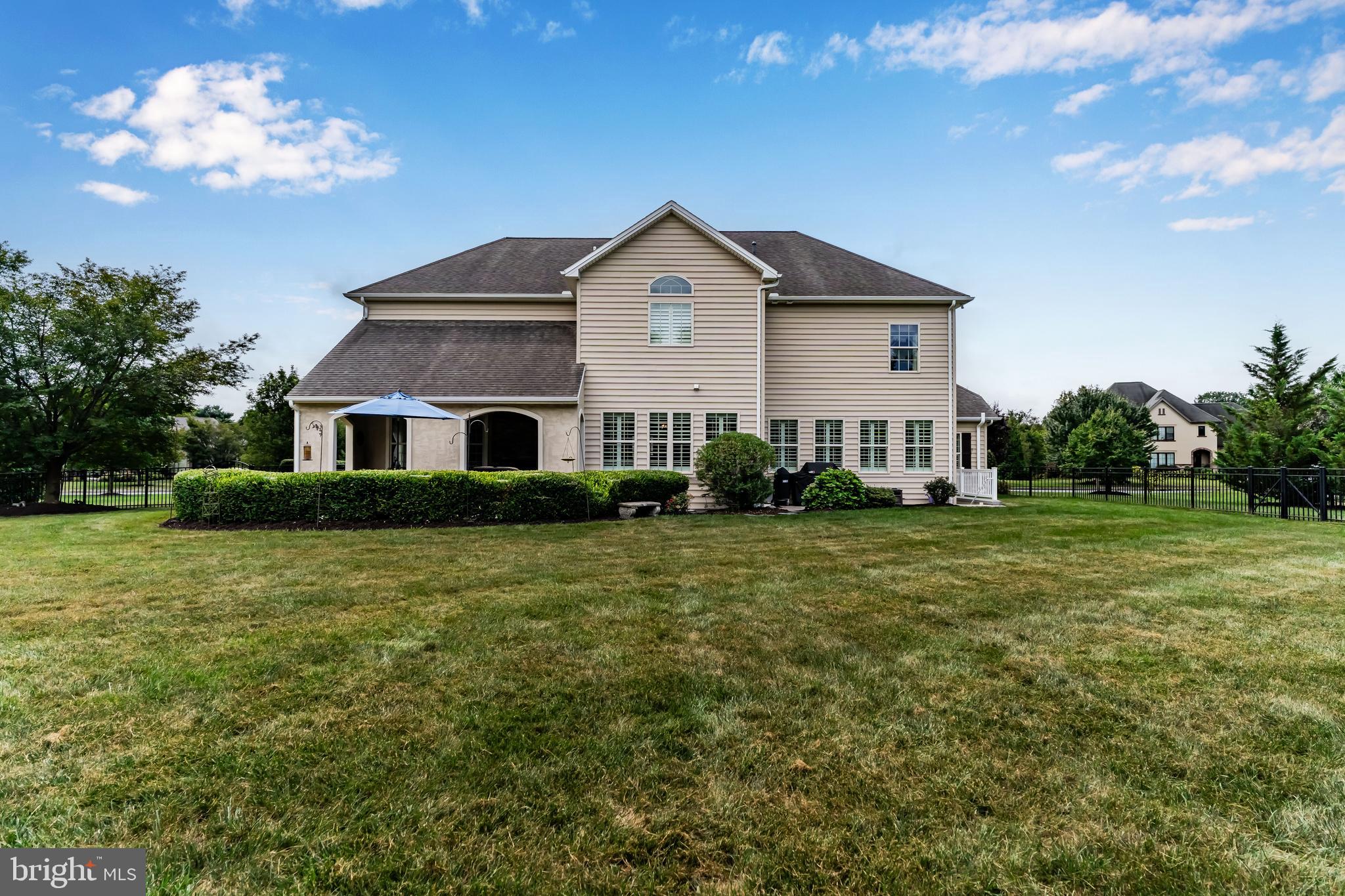 BRAEBURN ESTATES - Residential