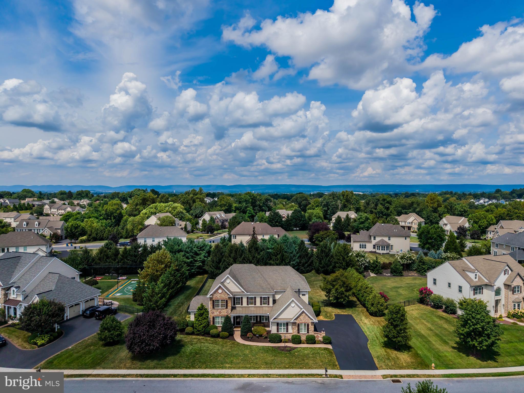 BRAEBURN ESTATES - Residential