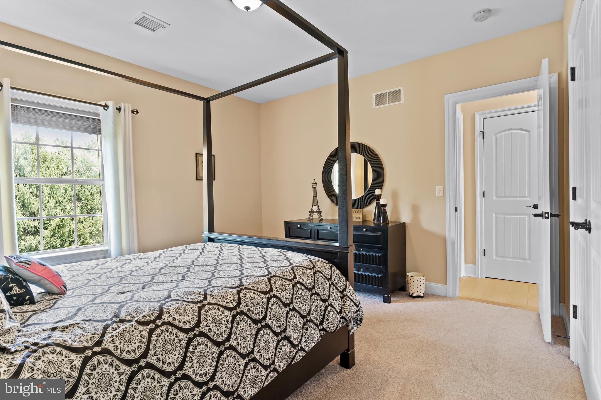 BRAEBURN ESTATES - Residential