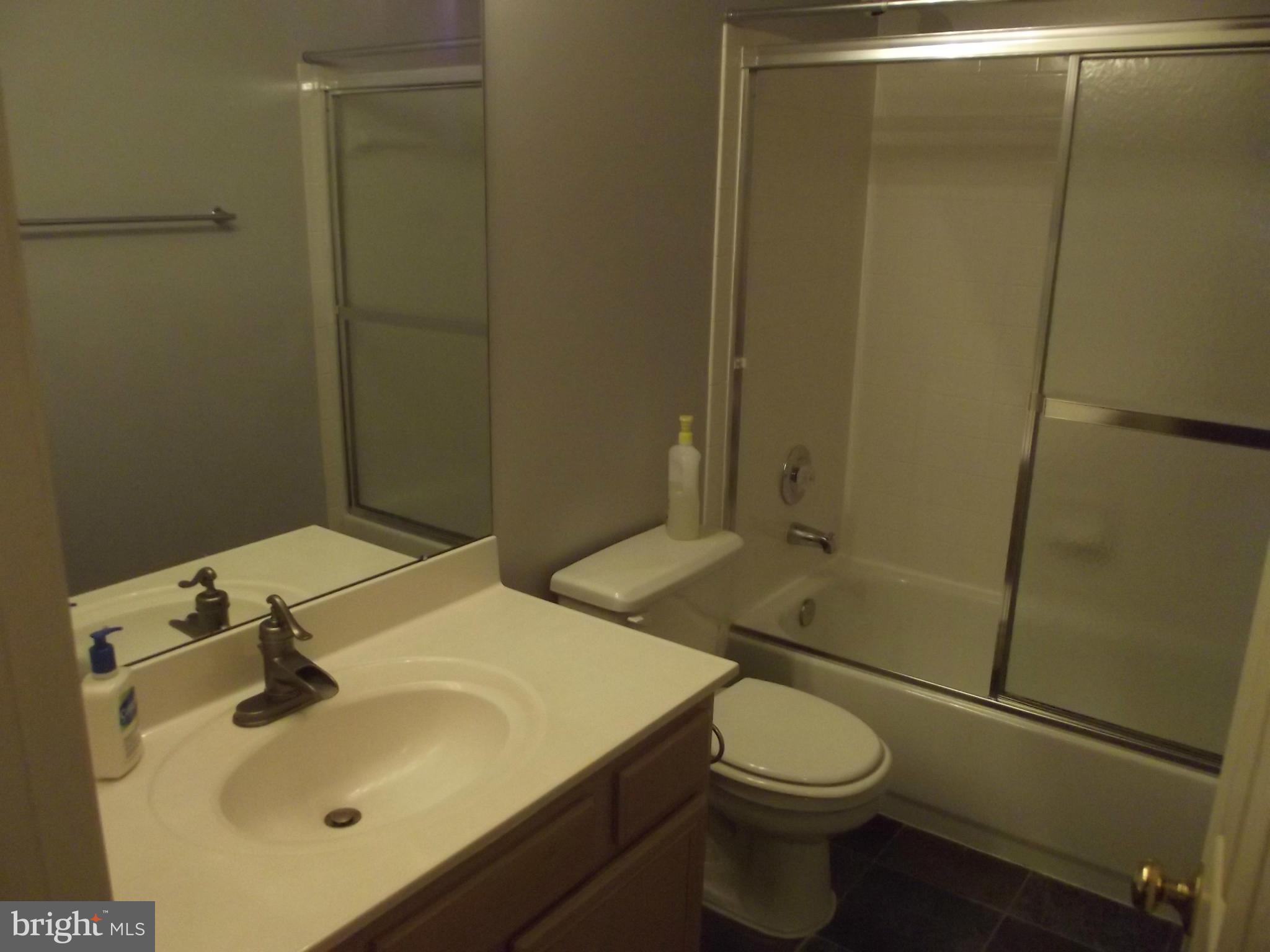 KINGSTOWNE - Residential Lease