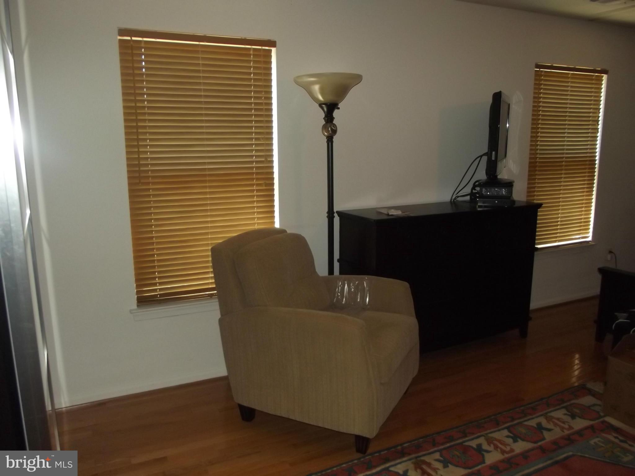 KINGSTOWNE - Residential Lease