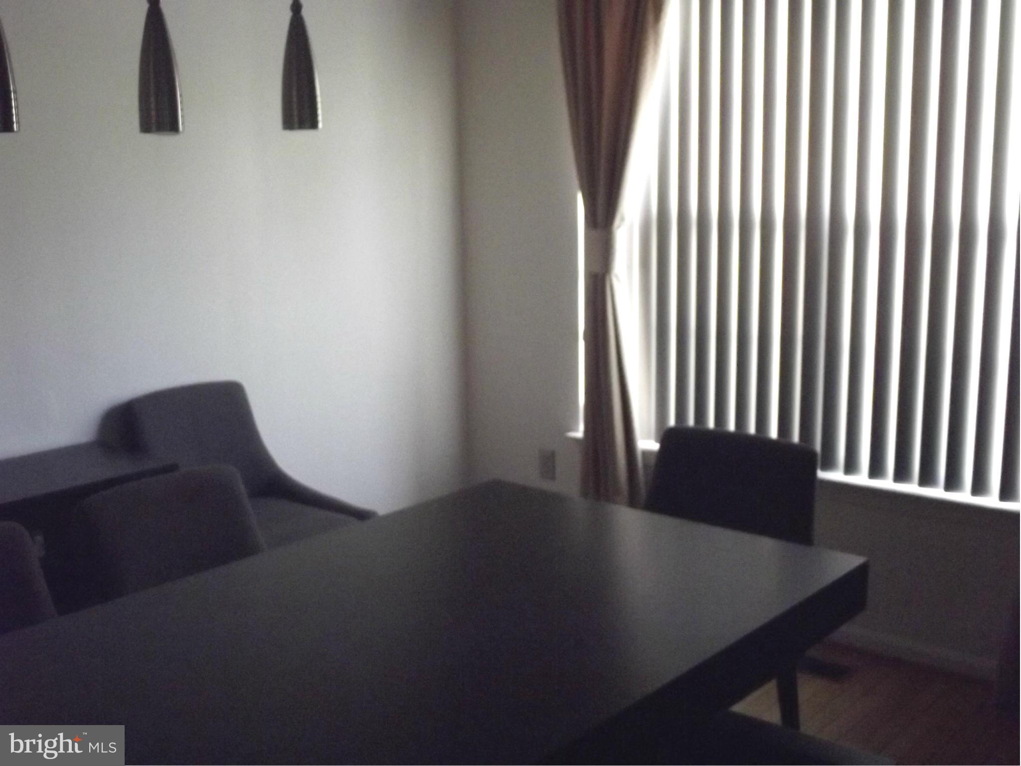 KINGSTOWNE - Residential Lease