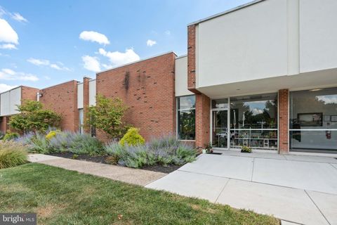 121 FRIENDS LANE 600 NEWTOWN PA 18940