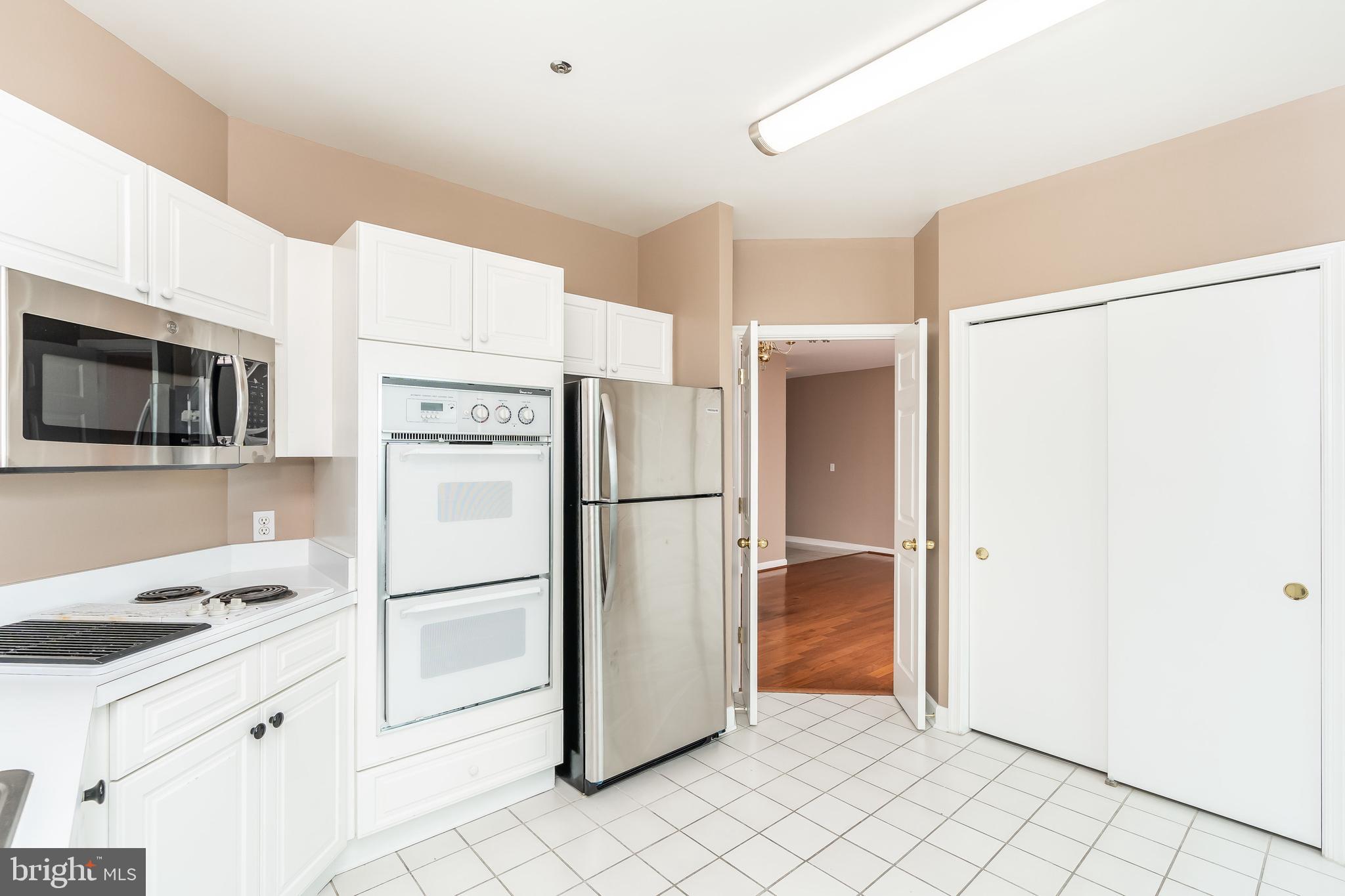 HARBORVIEW - Residential Lease