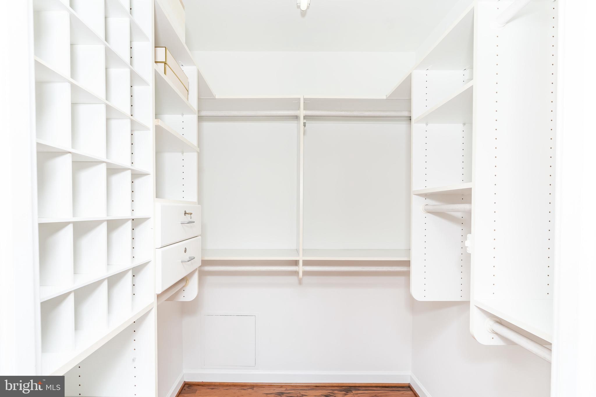 HARBORVIEW - Residential Lease
