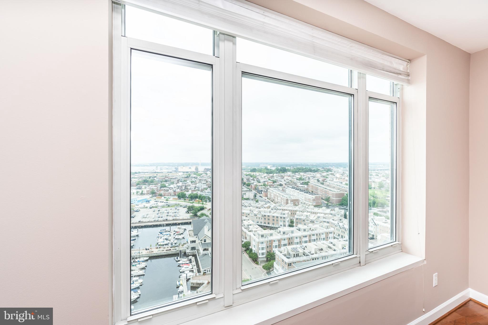 HARBORVIEW - Residential Lease