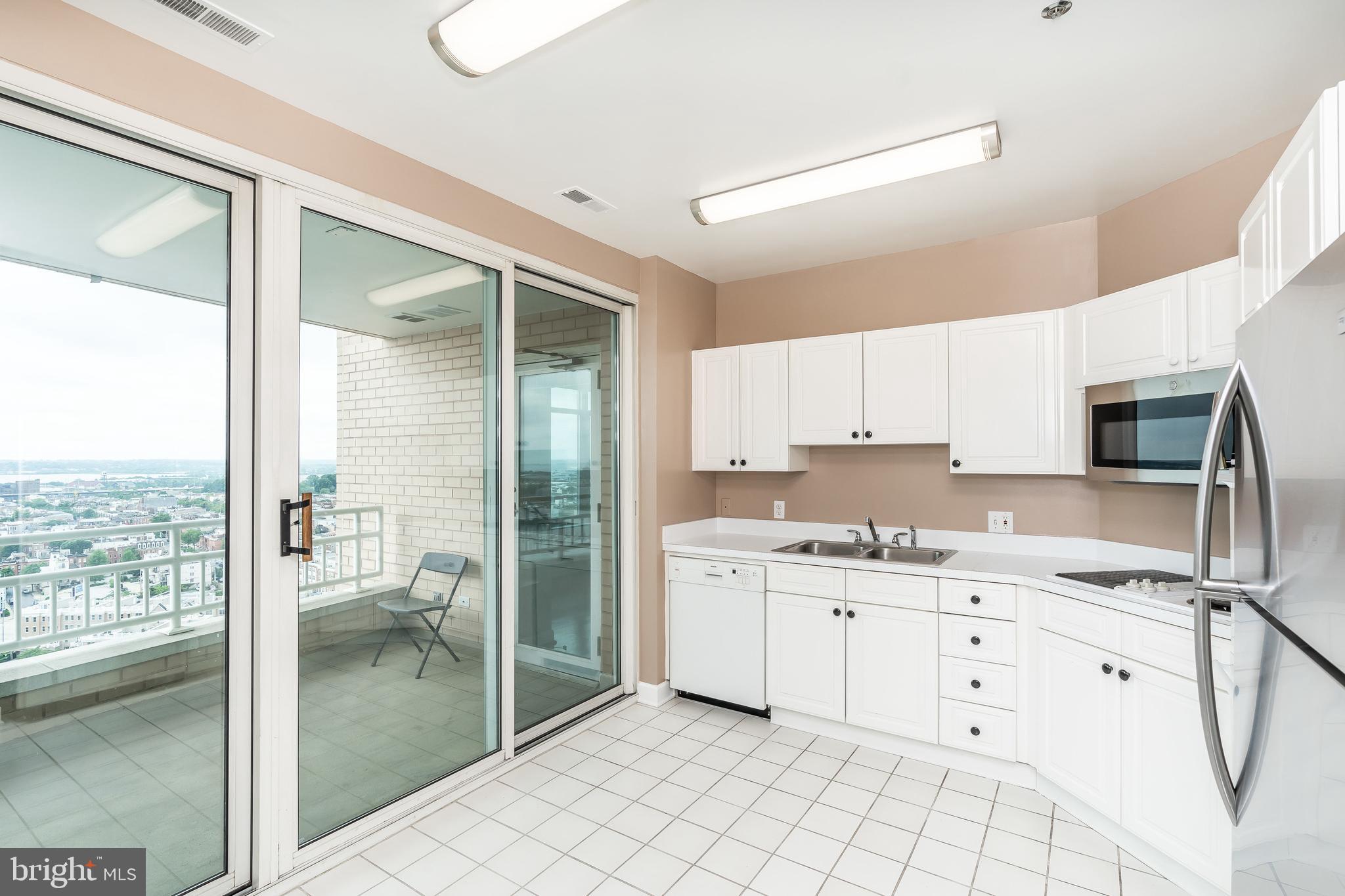 HARBORVIEW - Residential Lease