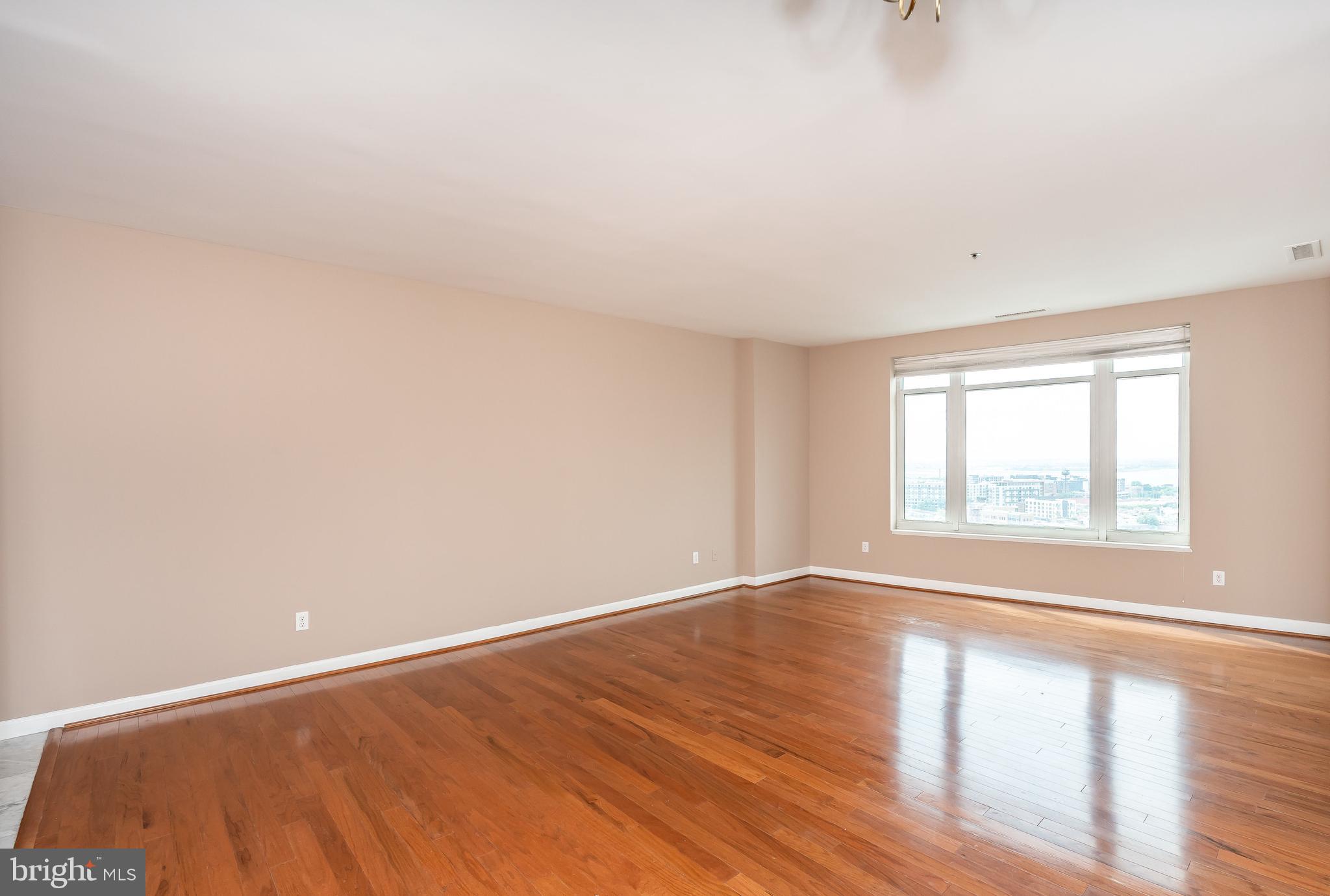 HARBORVIEW - Residential Lease