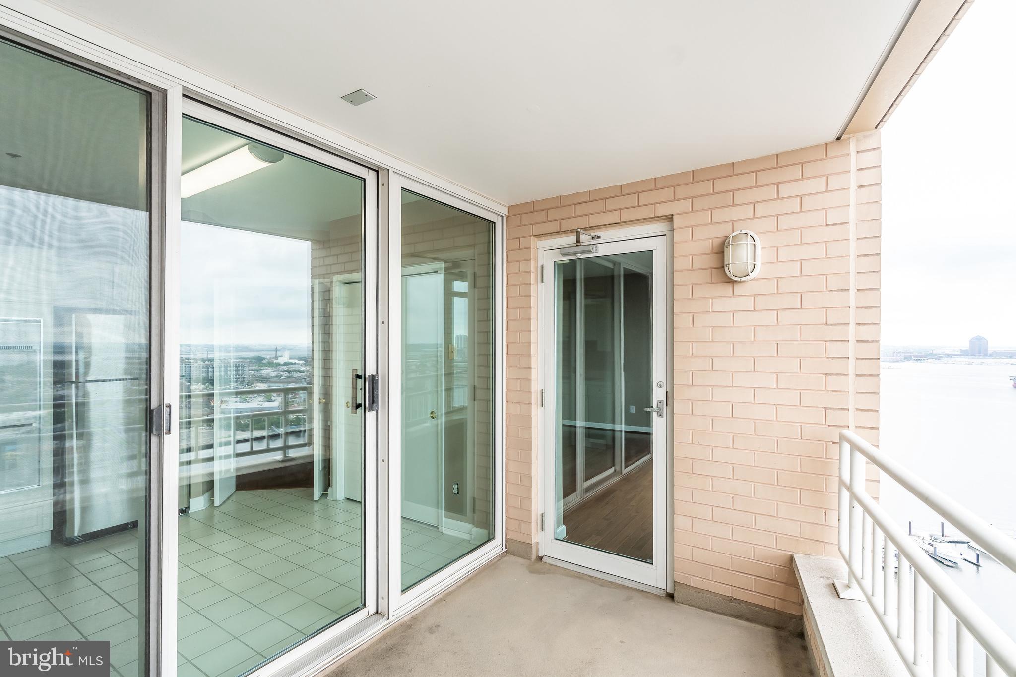 HARBORVIEW - Residential Lease