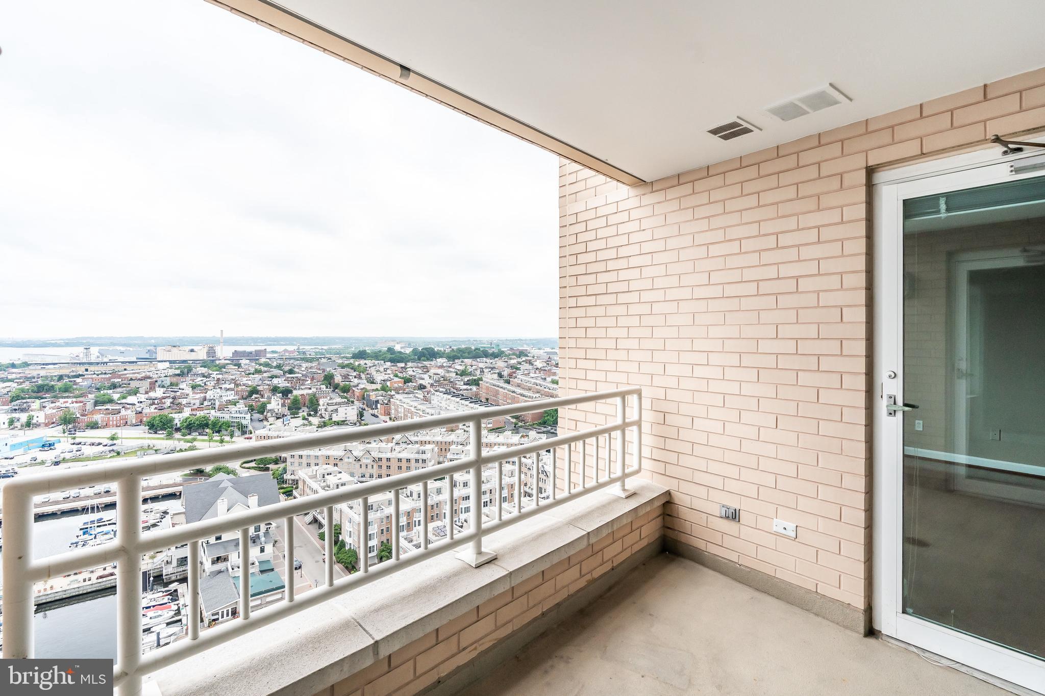 HARBORVIEW - Residential Lease