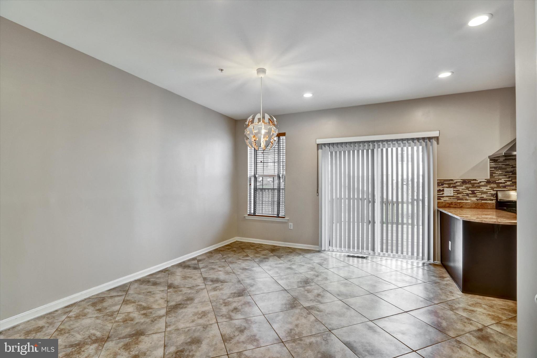 CLARKS CROSSING - Residential