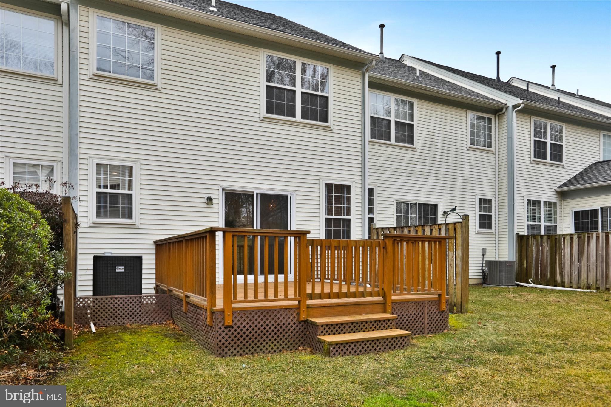 CLARKS CROSSING - Residential