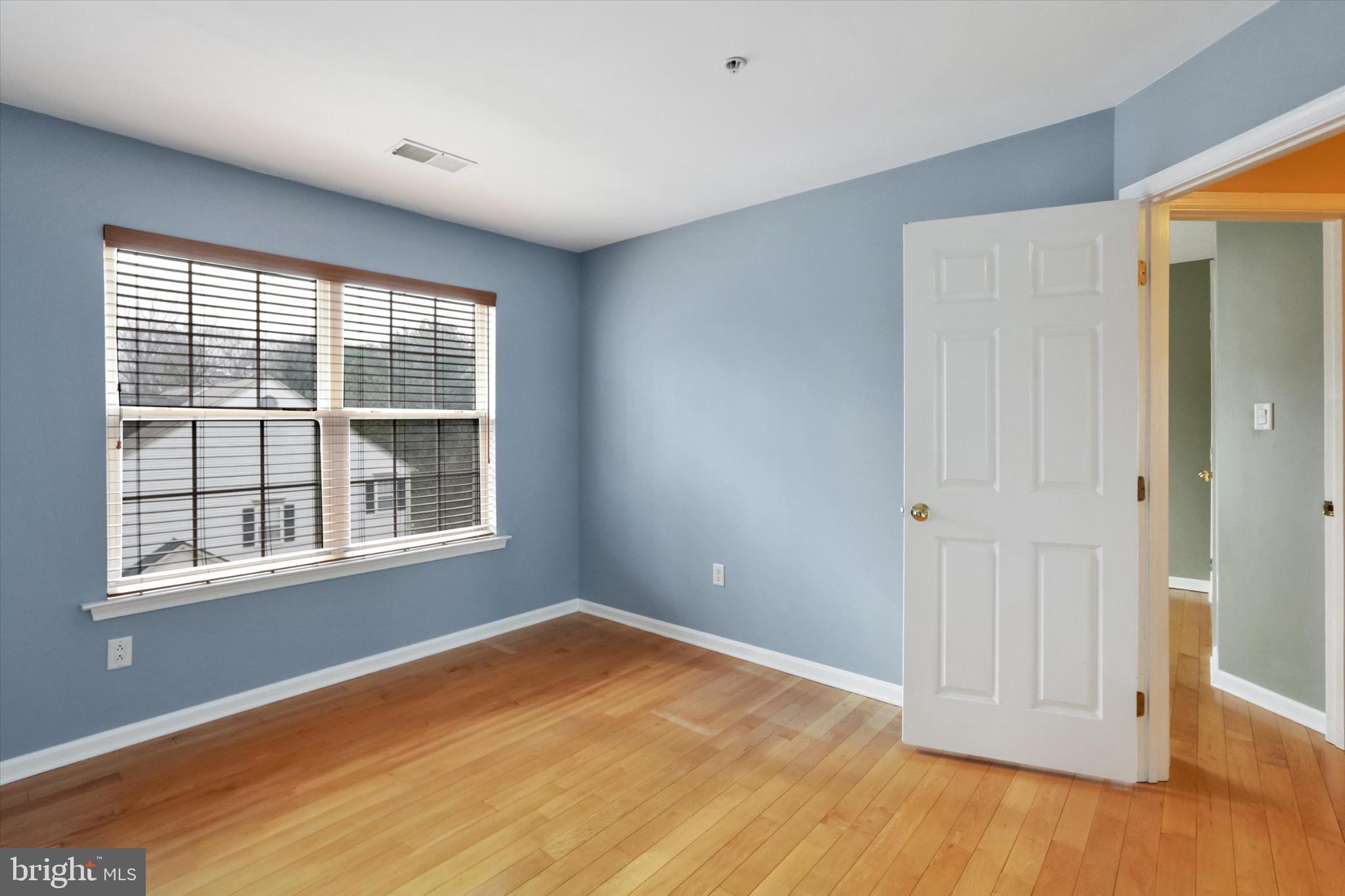 CLARKS CROSSING - Residential