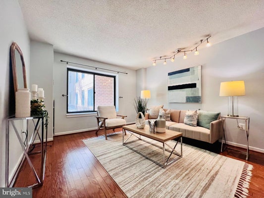 2111 WISCONSIN AVE NW APT 110, WASHINGTON, DC 20007 - Image badf7dd2c96ec89ae52c47f7c3fbc8d5/1227157695