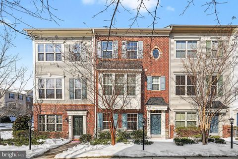 4440 POTOMAC HIGHLANDS CIRCLE TRIANGLE VA 22172