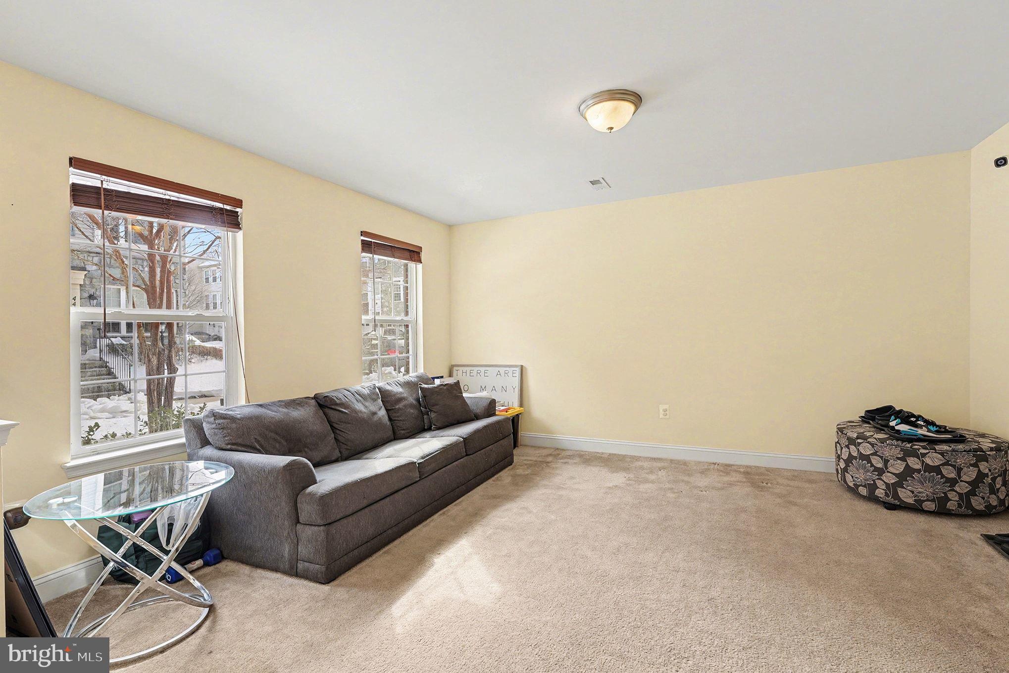 TRIANGLE HIGHLANDS CONDO - Residential