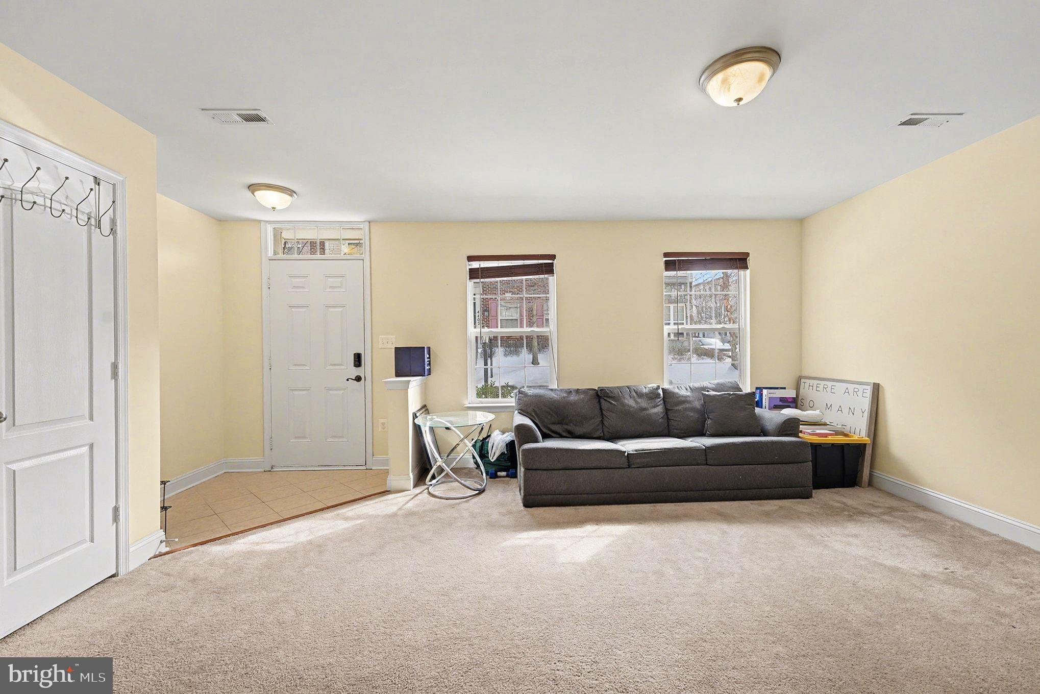 TRIANGLE HIGHLANDS CONDO - Residential