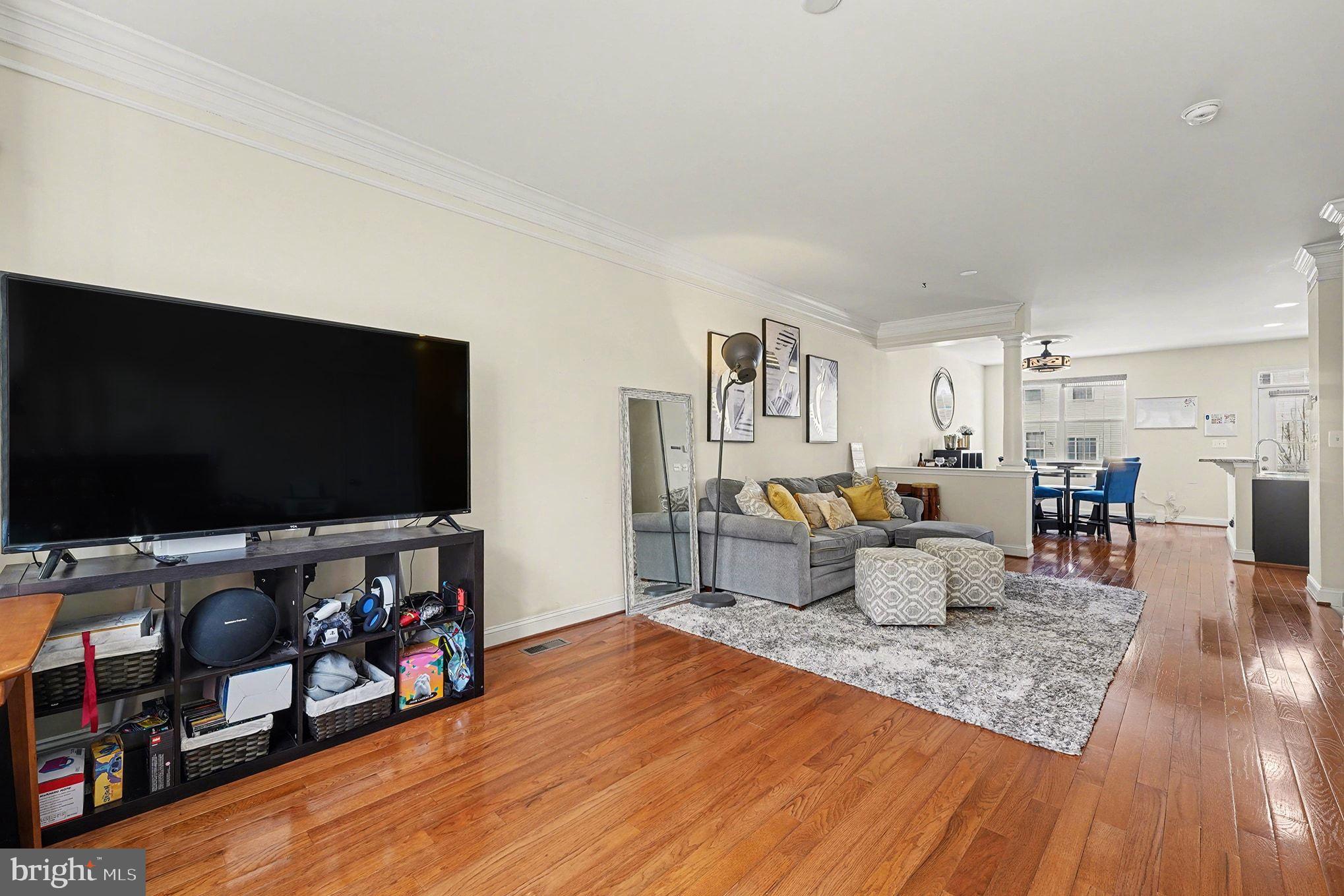 TRIANGLE HIGHLANDS CONDO - Residential