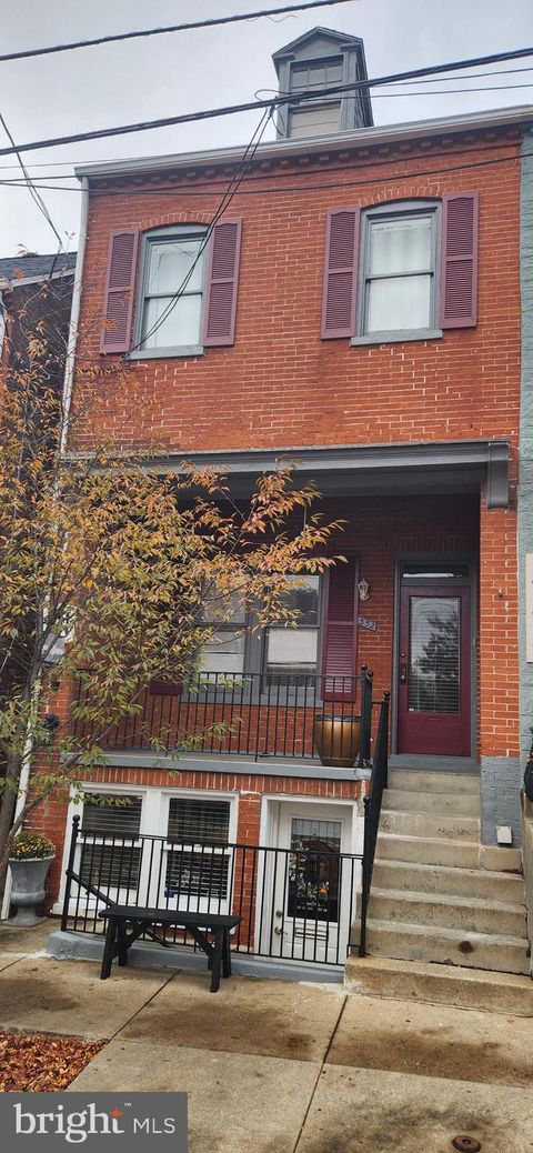 Photo of 332 N Charlotte Street, Lancaster, PA 17603 (MLS # PALA2043306)