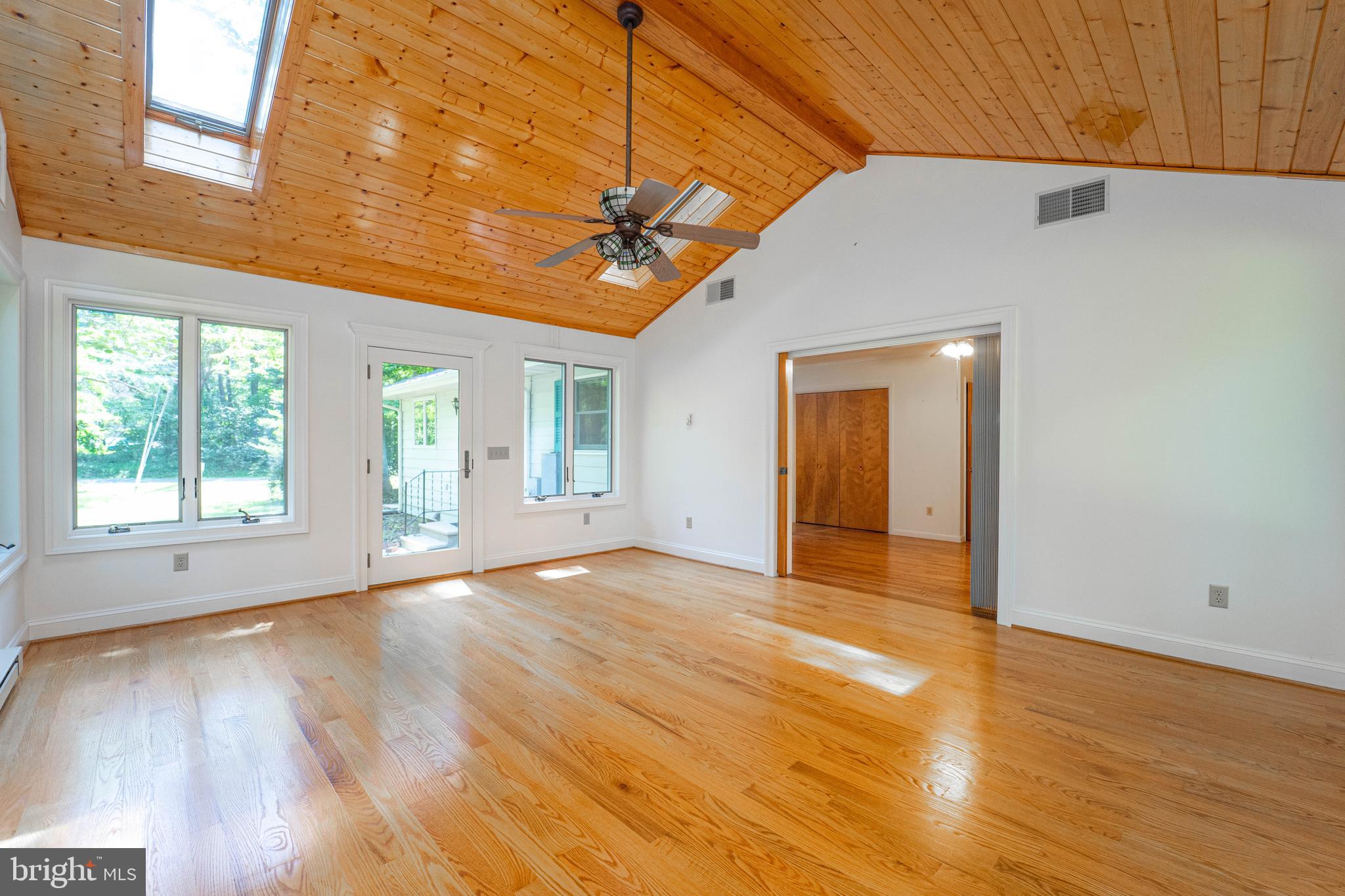 CHESAPEAKE LANDING - Residential