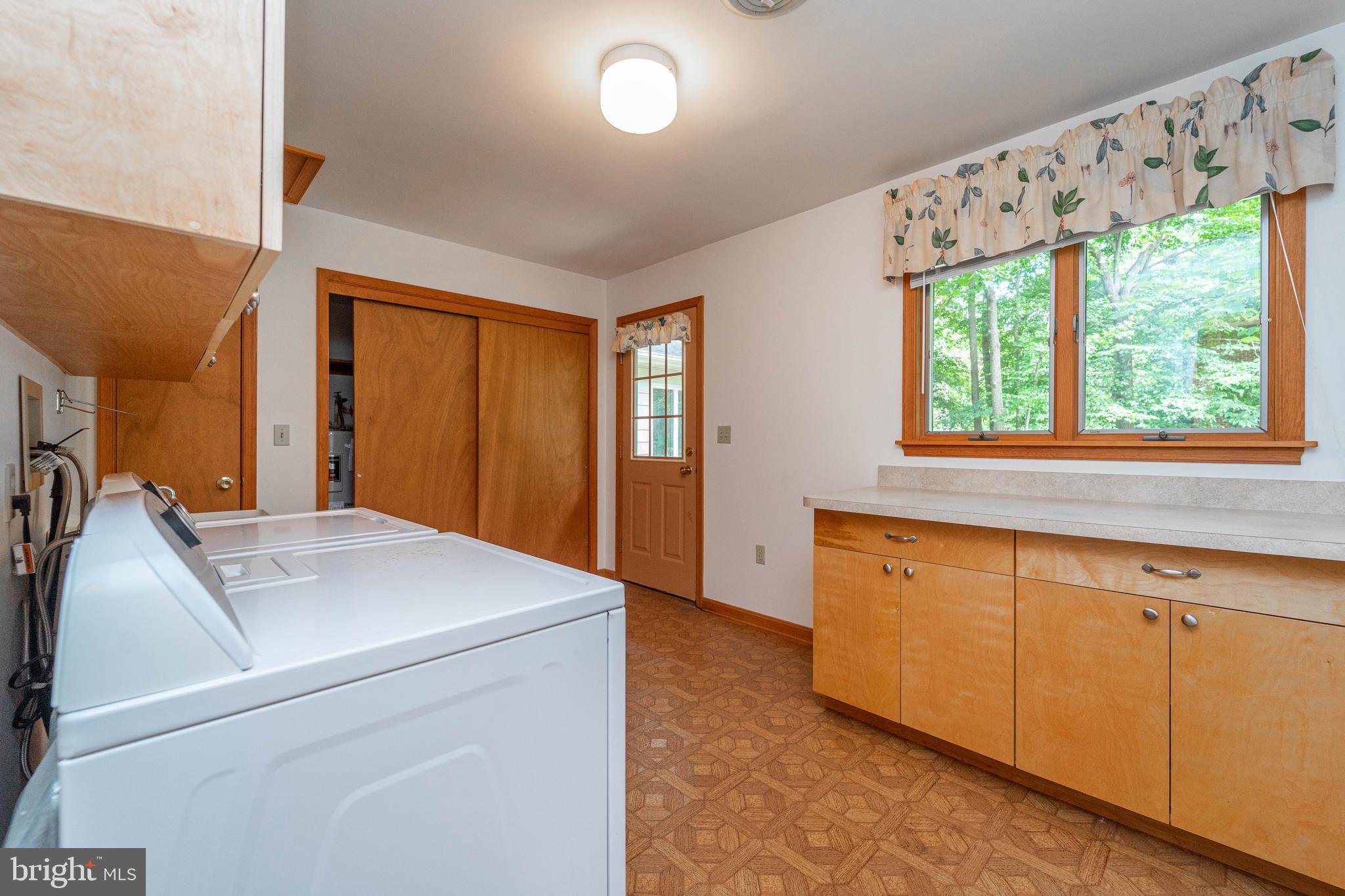 CHESAPEAKE LANDING - Residential