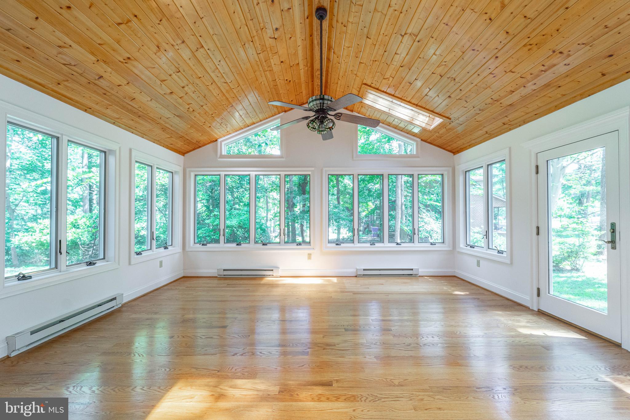 CHESAPEAKE LANDING - Residential