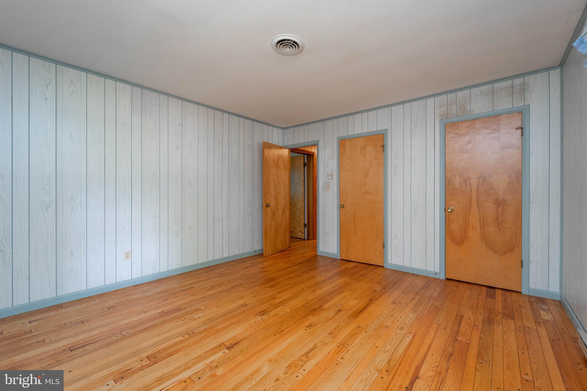 CHESAPEAKE LANDING - Residential