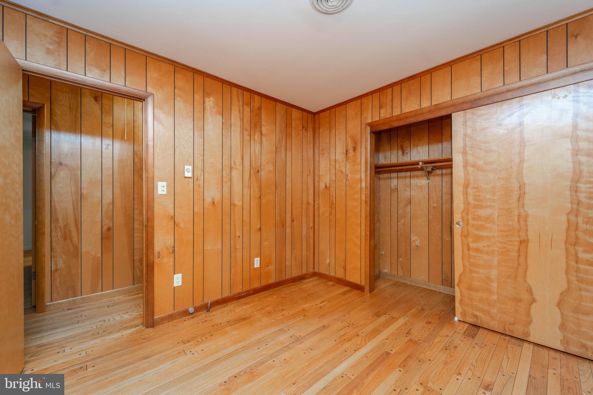 CHESAPEAKE LANDING - Residential